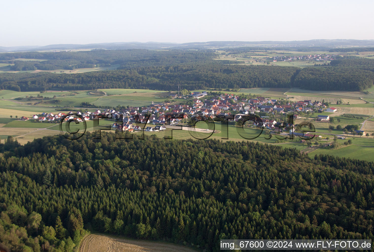 Vue aérienne de Dächingen dans le département Bade-Wurtemberg, Allemagne