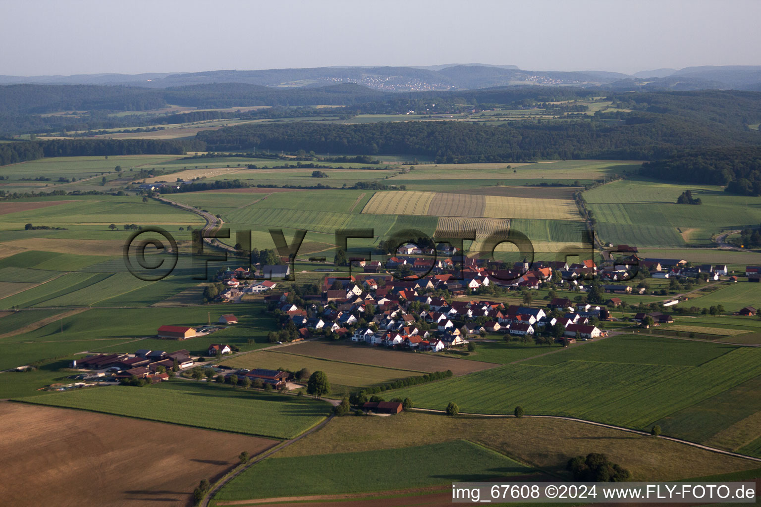 Vue aérienne de Quartier Bremelau in Münsingen dans le département Bade-Wurtemberg, Allemagne