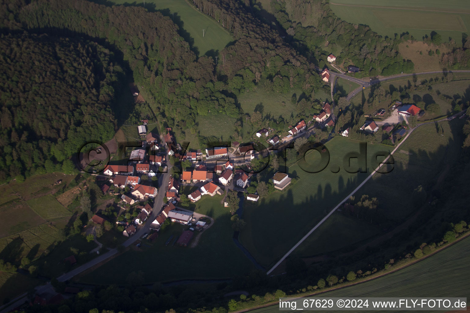 Vue aérienne de Wasserstetten dans le département Bade-Wurtemberg, Allemagne