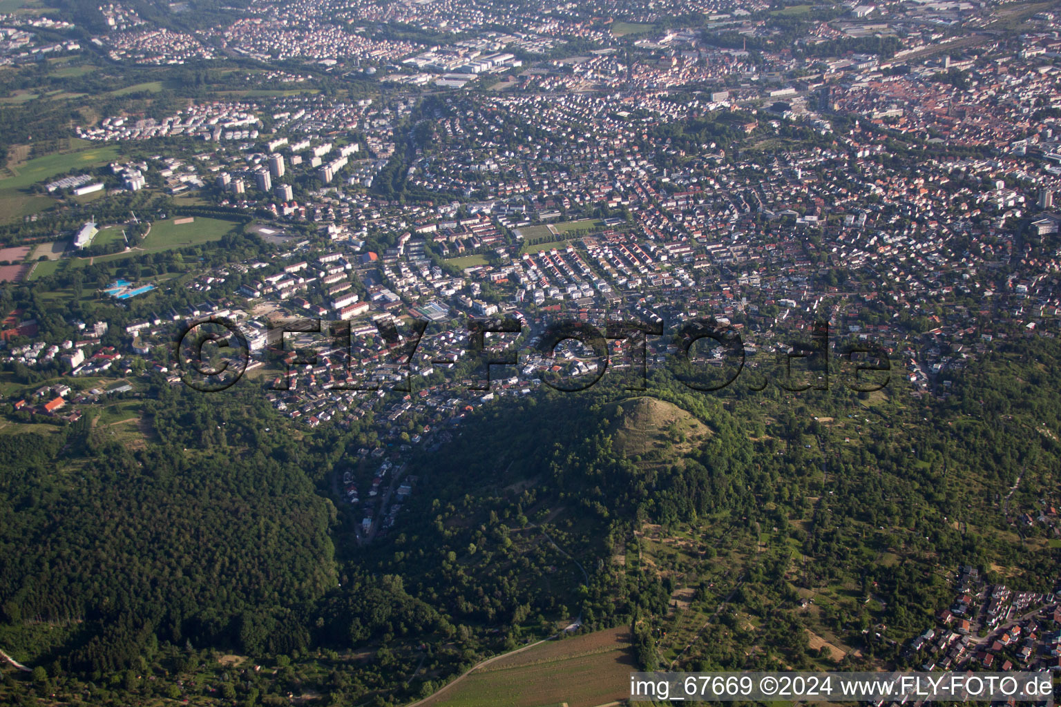 Vue aérienne de Pfullingen dans le département Bade-Wurtemberg, Allemagne