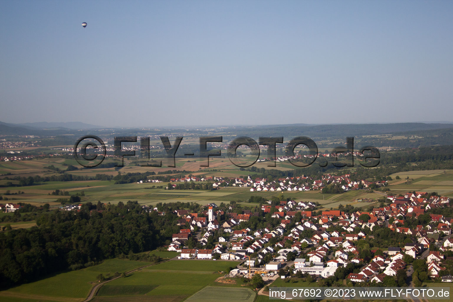 Jettenburg dans le département Bade-Wurtemberg, Allemagne vue d'en haut