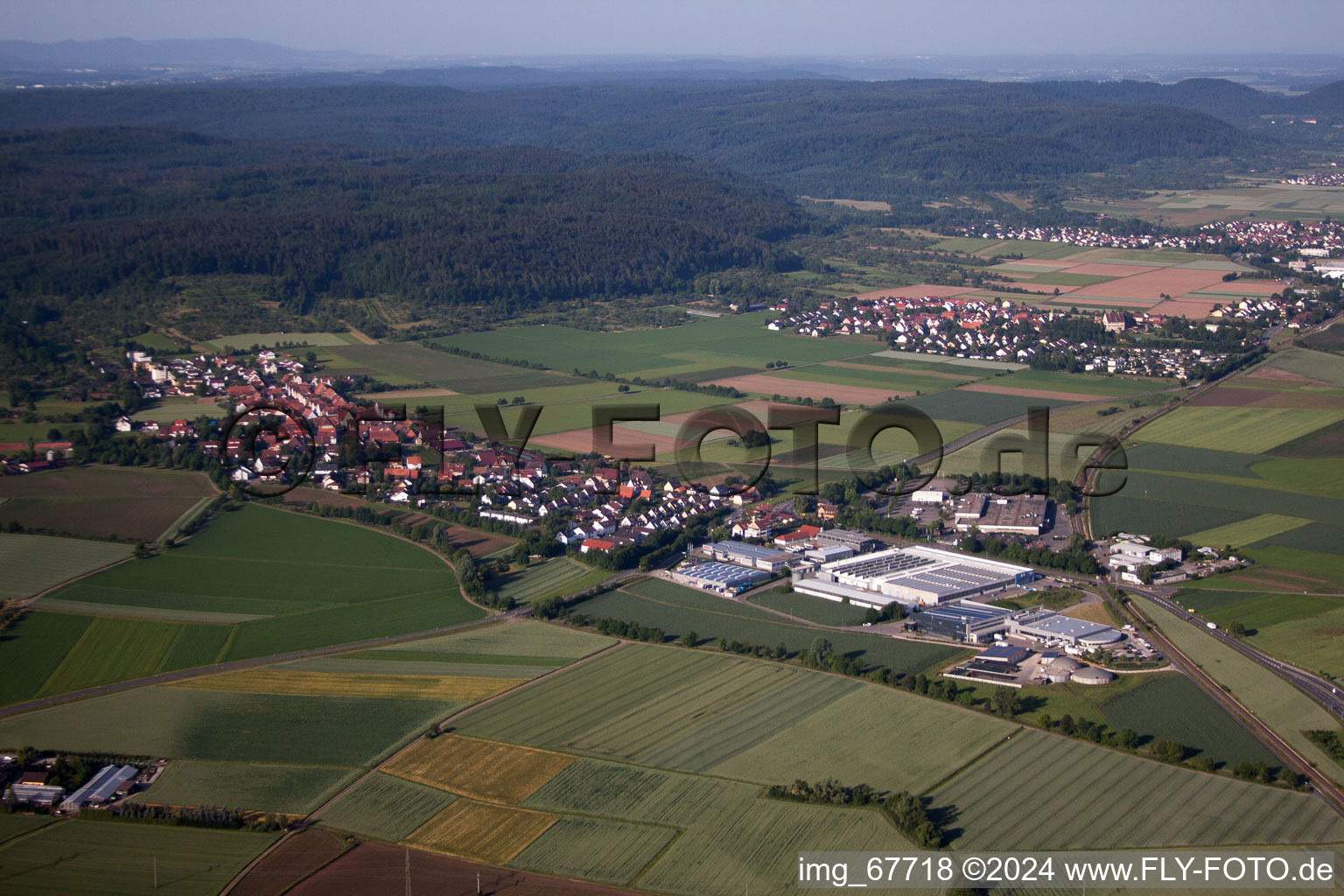 Vue aérienne de Du nord à le quartier Weilheim in Tübingen dans le département Bade-Wurtemberg, Allemagne