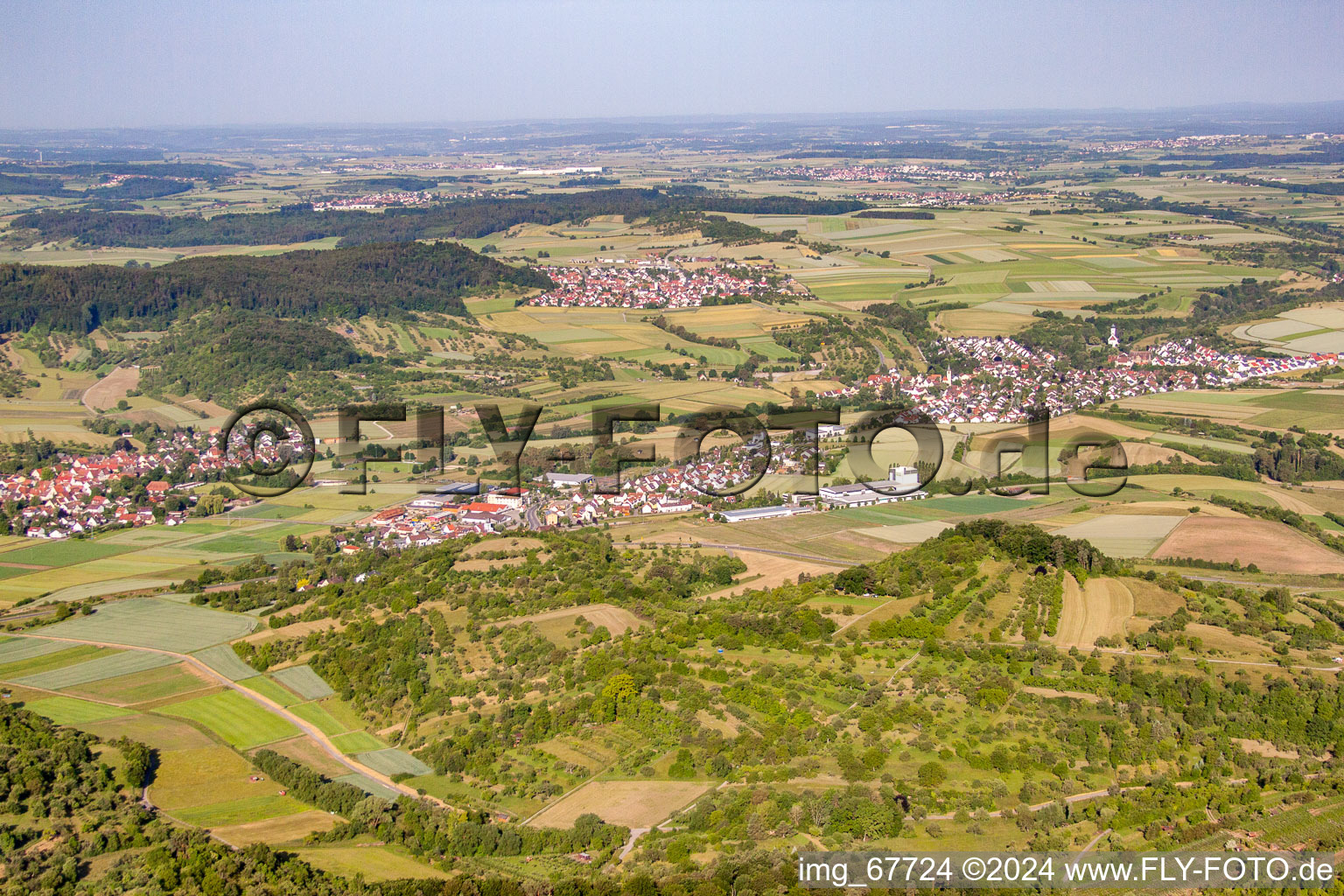 Vue aérienne de Du nord-est à le quartier Poltringen in Ammerbuch dans le département Bade-Wurtemberg, Allemagne