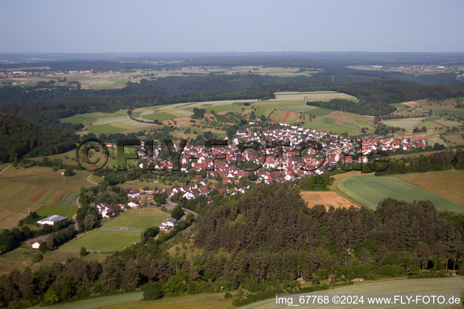 Vue aérienne de Gültlingen dans le département Bade-Wurtemberg, Allemagne