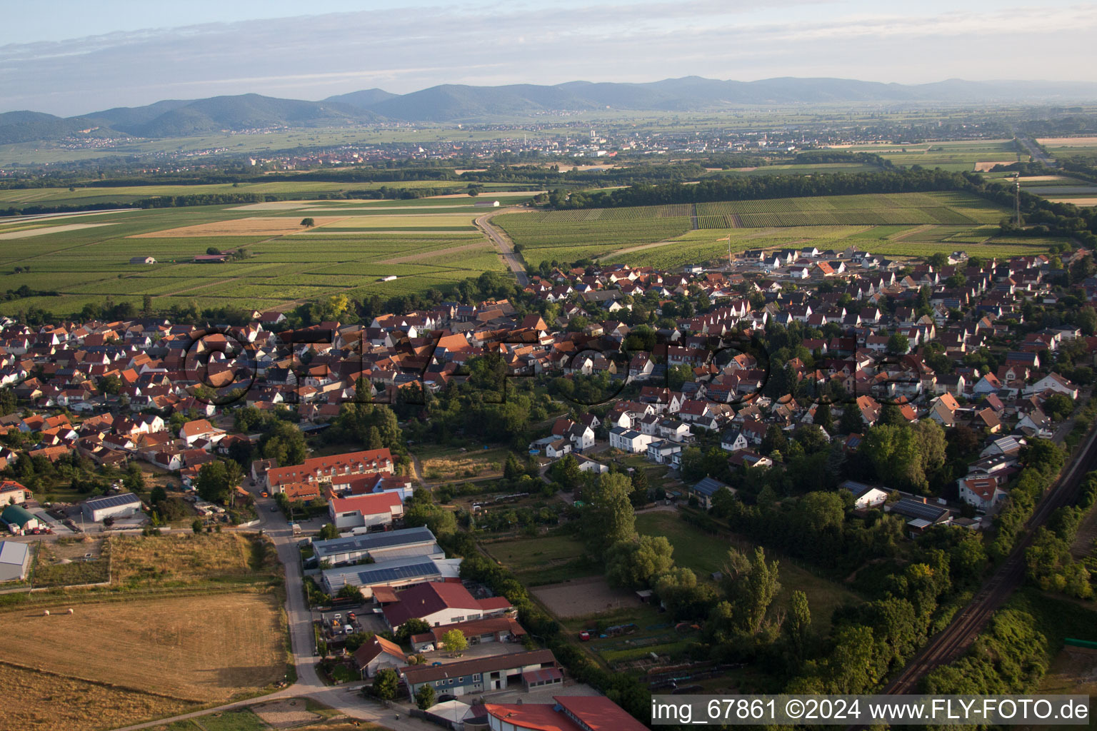 Image drone de Insheim dans le département Rhénanie-Palatinat, Allemagne