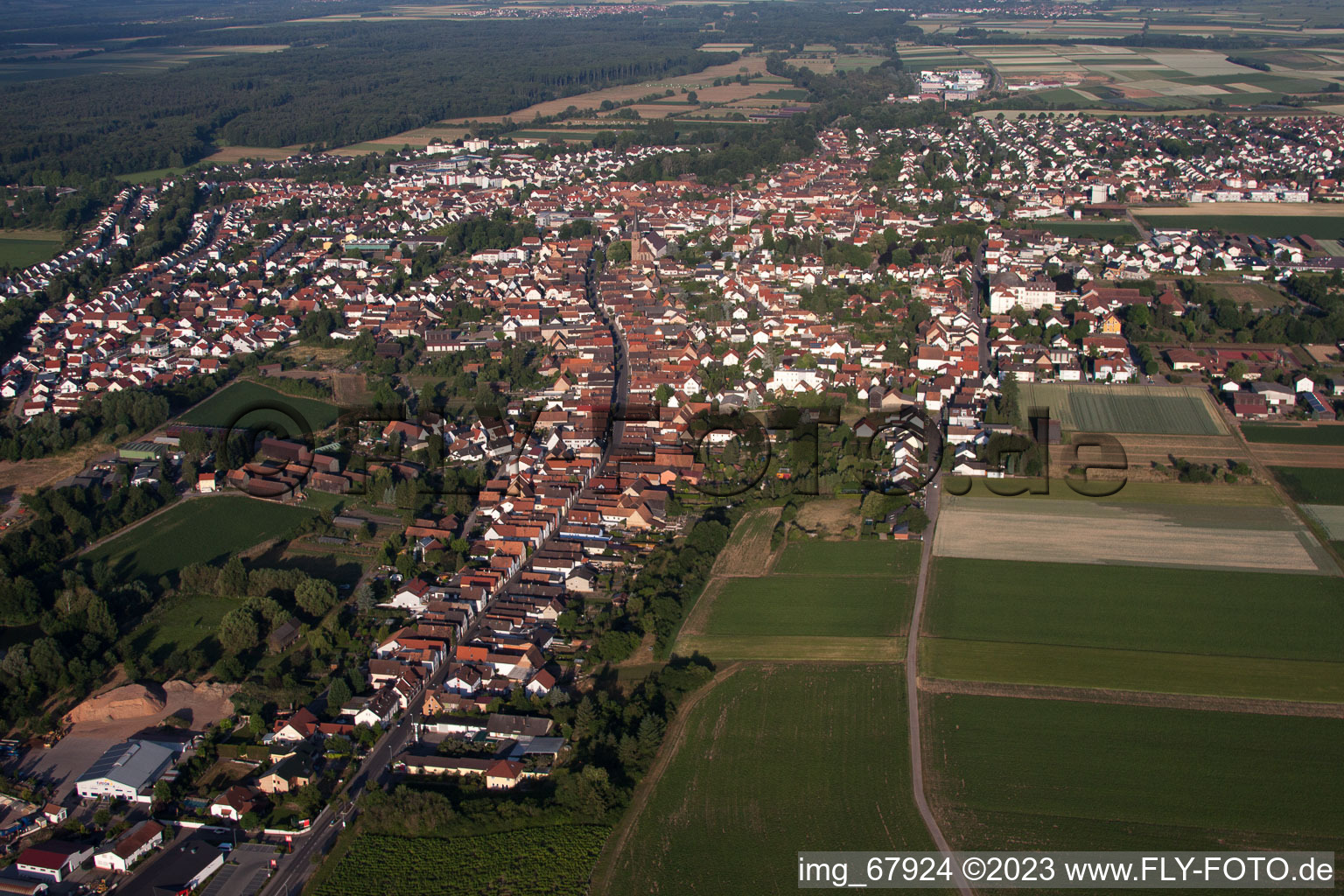 Quartier Herxheim in Herxheim bei Landau dans le département Rhénanie-Palatinat, Allemagne vue d'en haut