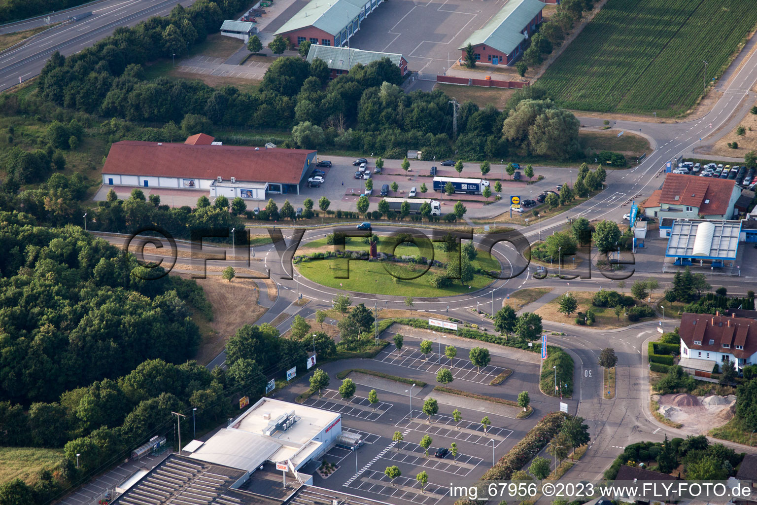 Kandel dans le département Rhénanie-Palatinat, Allemagne vue du ciel