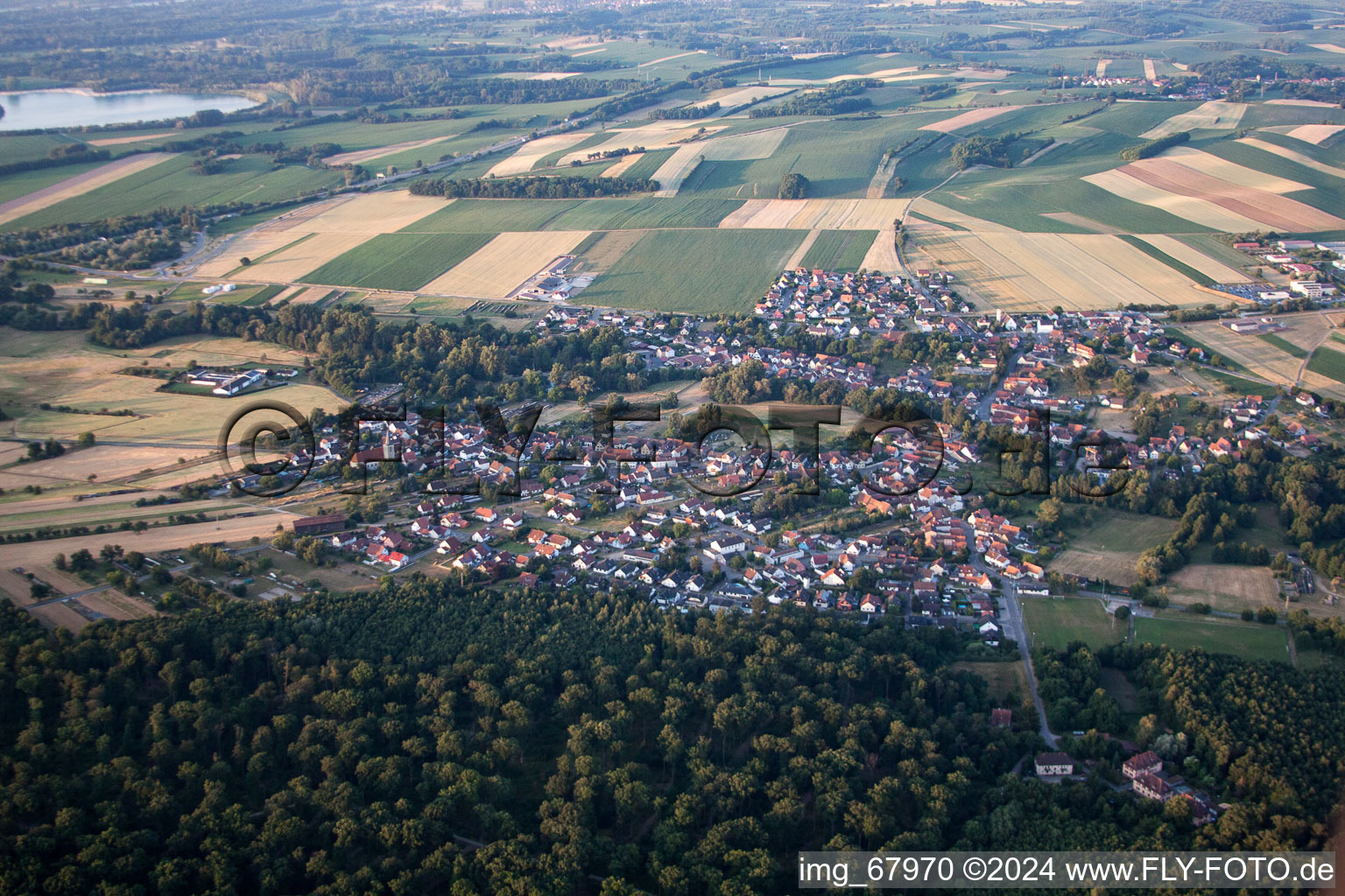 Scheibenhard dans le département Bas Rhin, France depuis l'avion