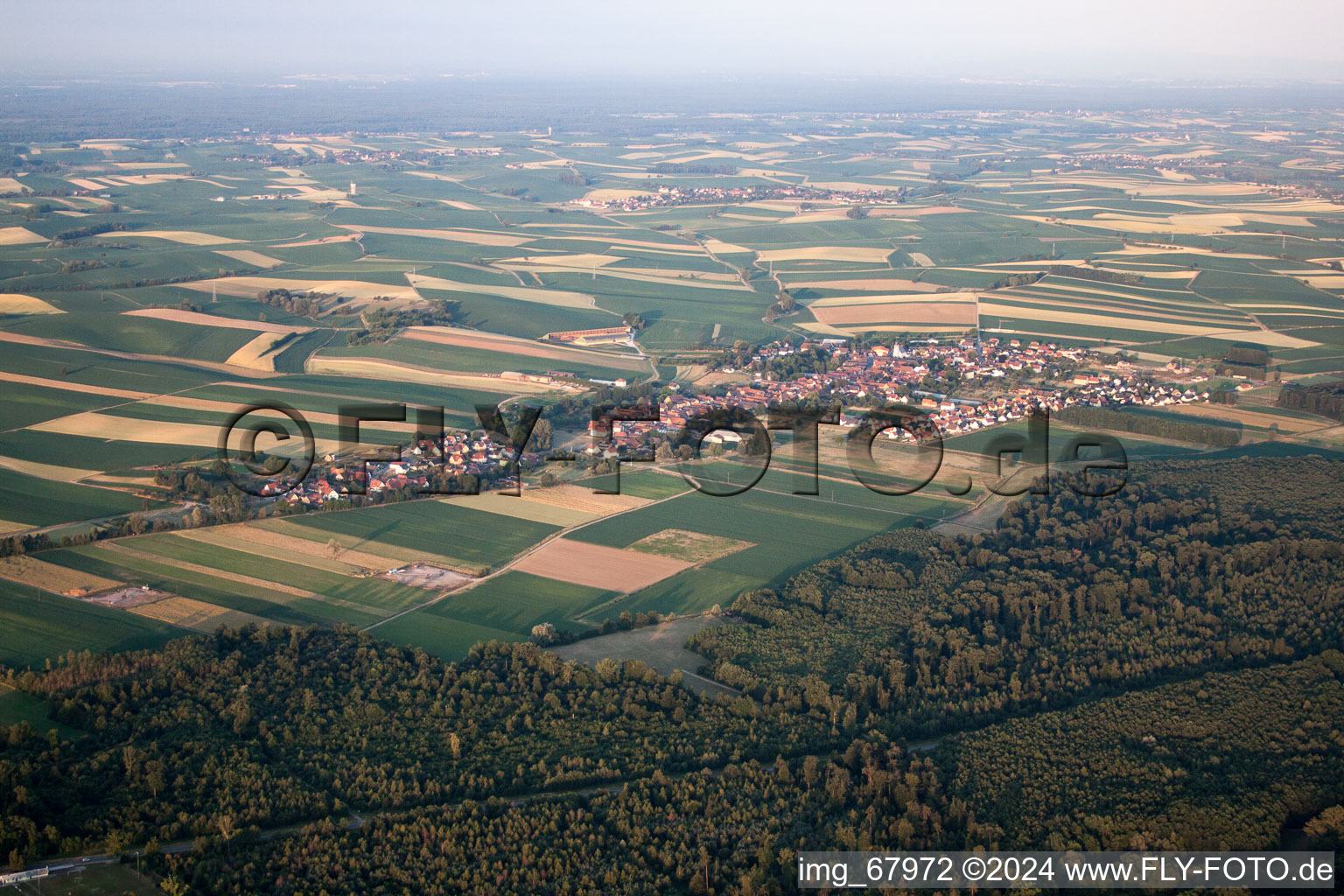 Photographie aérienne de Niederlauterbach dans le département Bas Rhin, France