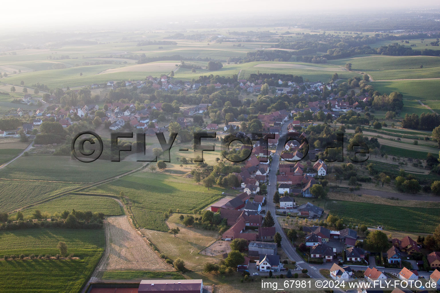 Eberbach-Seltz dans le département Bas Rhin, France vue du ciel