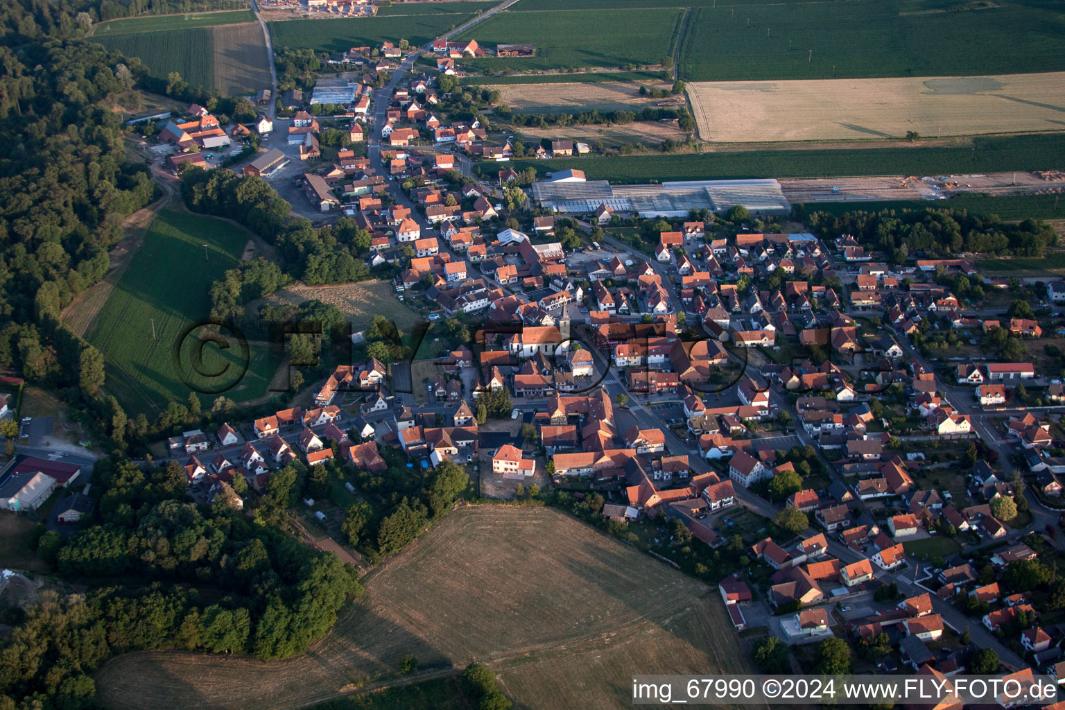 Niederrœdern dans le département Bas Rhin, France depuis l'avion