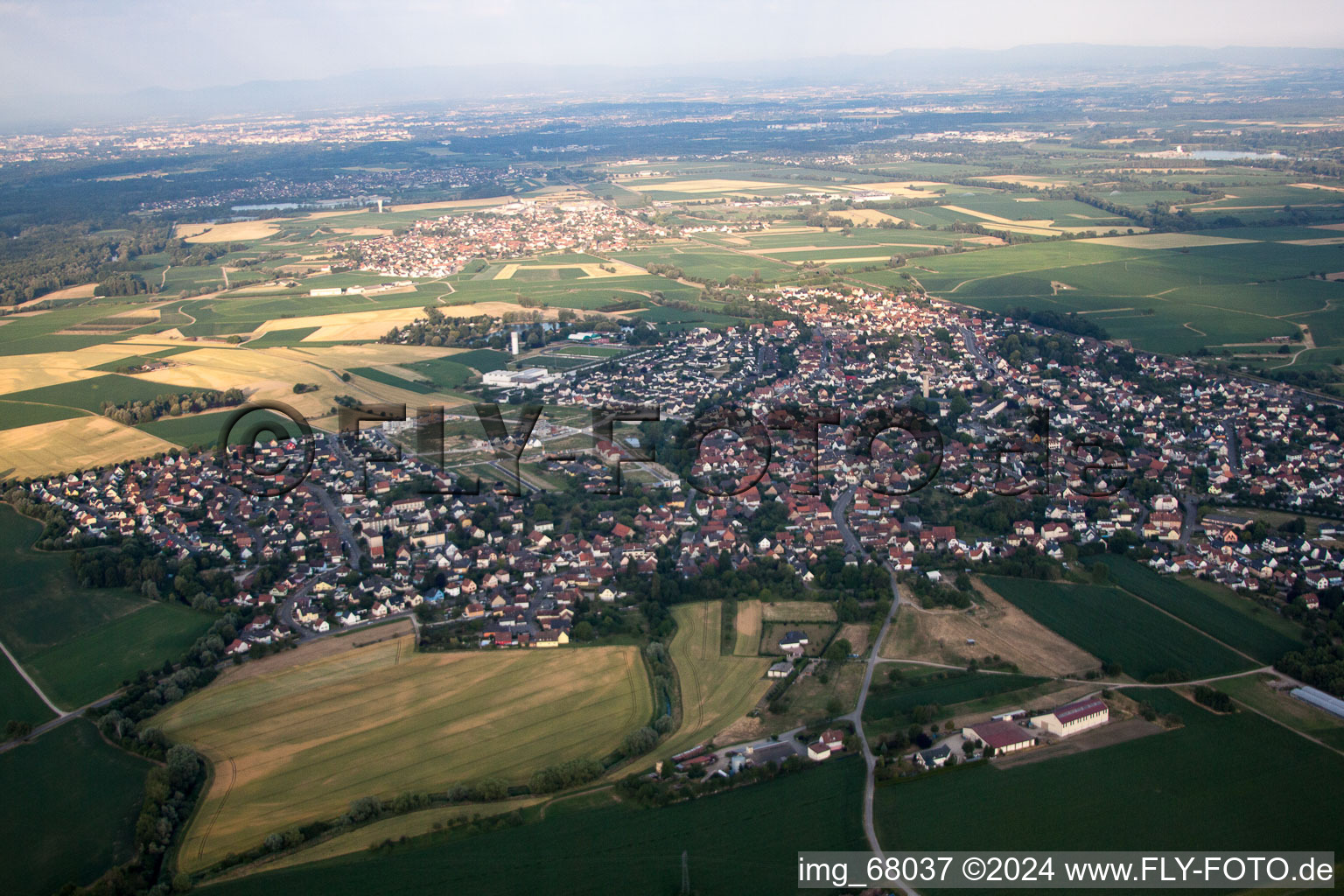 Gambsheim dans le département Bas Rhin, France d'en haut