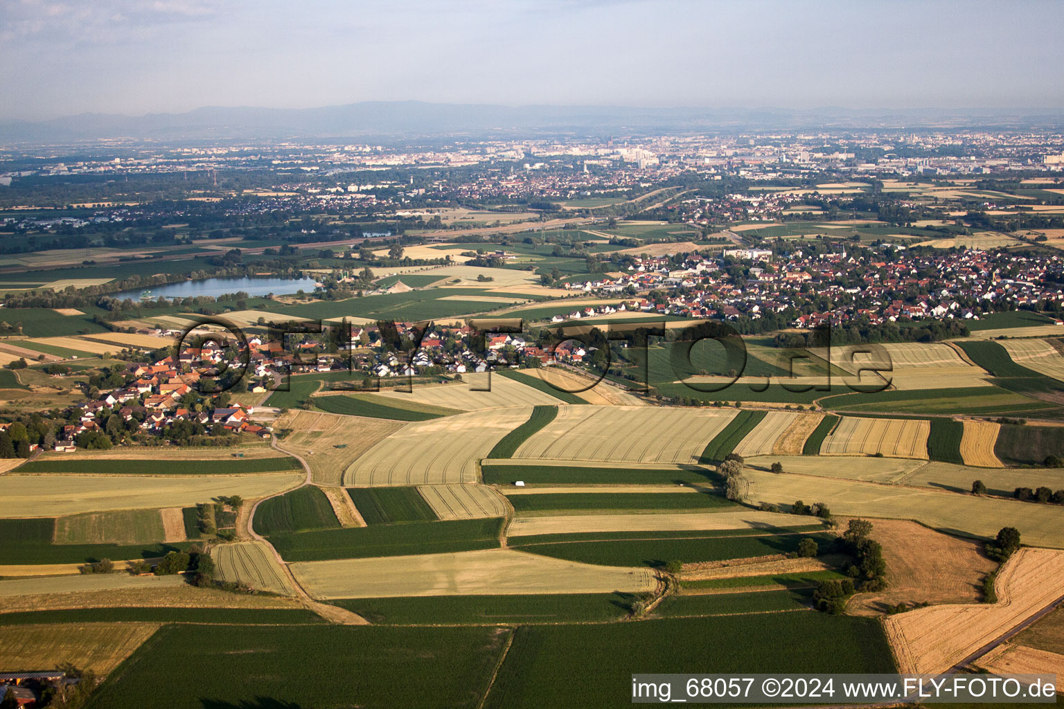 Vue aérienne de Du nord-est à le quartier Odelshofen in Kehl dans le département Bade-Wurtemberg, Allemagne