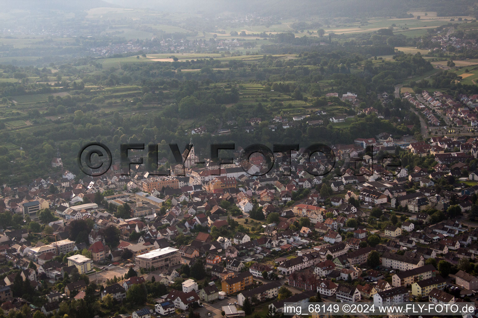 Vue oblique de Herbolzheim dans le département Bade-Wurtemberg, Allemagne