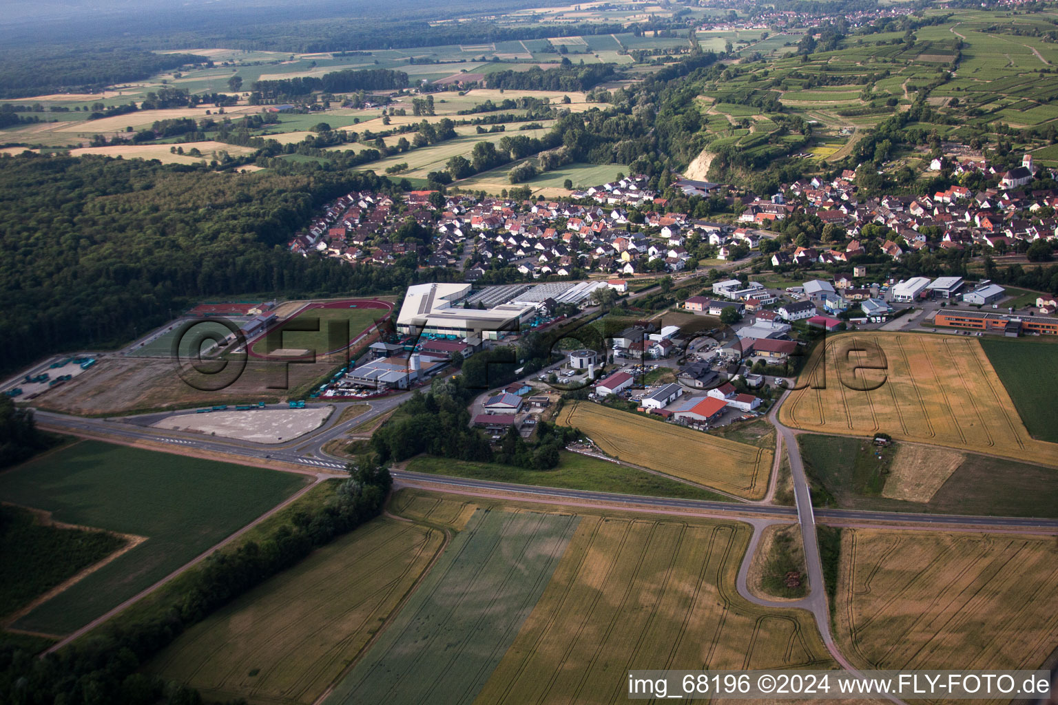 Vue aérienne de Gottenheim dans le département Bade-Wurtemberg, Allemagne