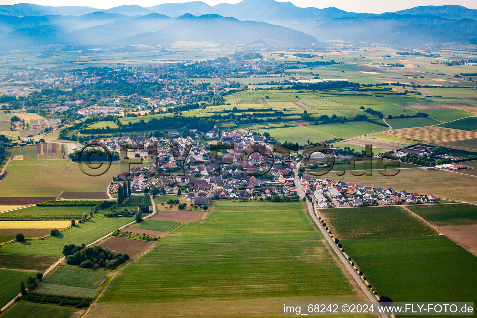 Vue aérienne de Quartier Schlatt in Bad Krozingen dans le département Bade-Wurtemberg, Allemagne