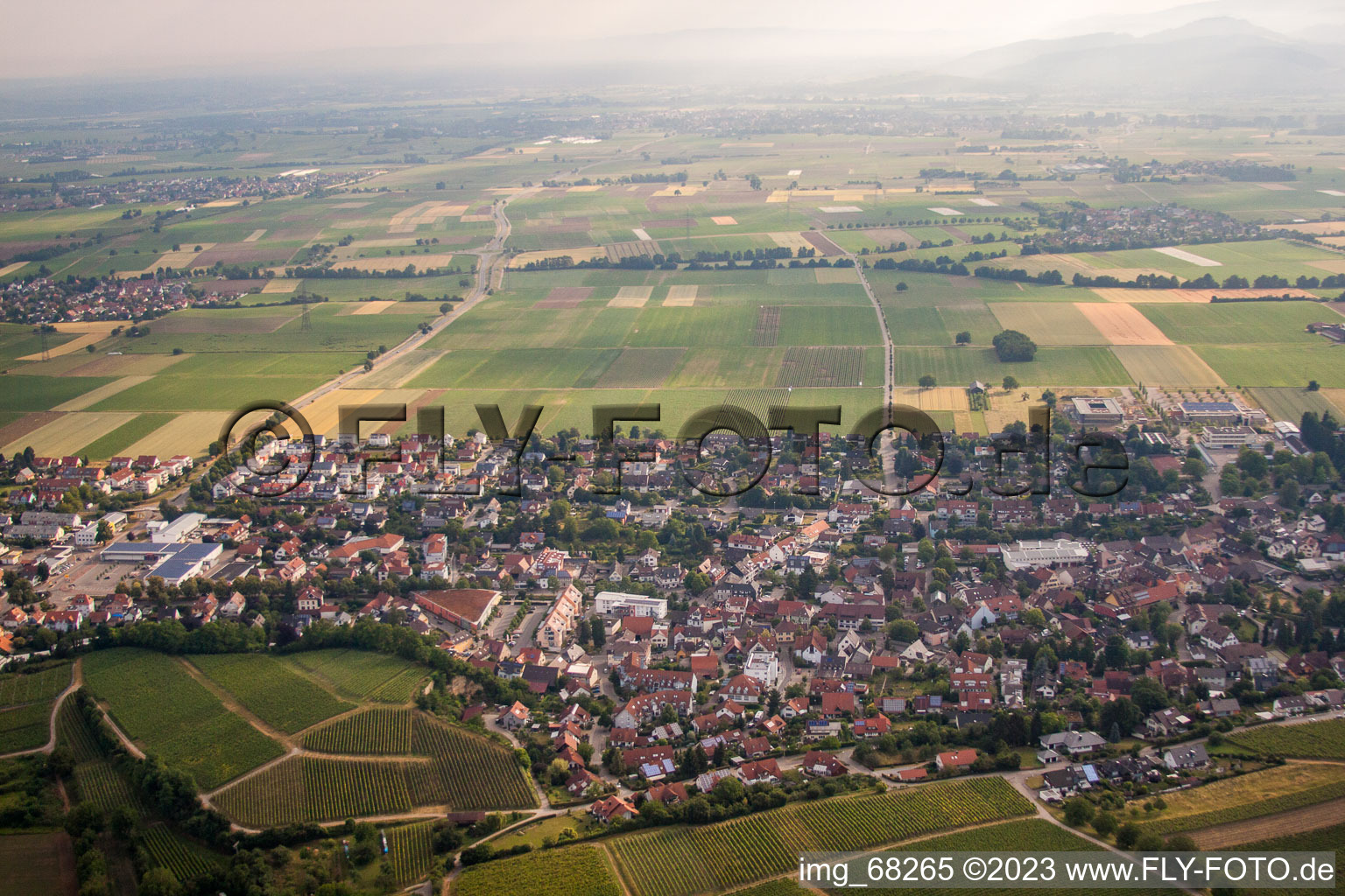 Heitersheim dans le département Bade-Wurtemberg, Allemagne hors des airs