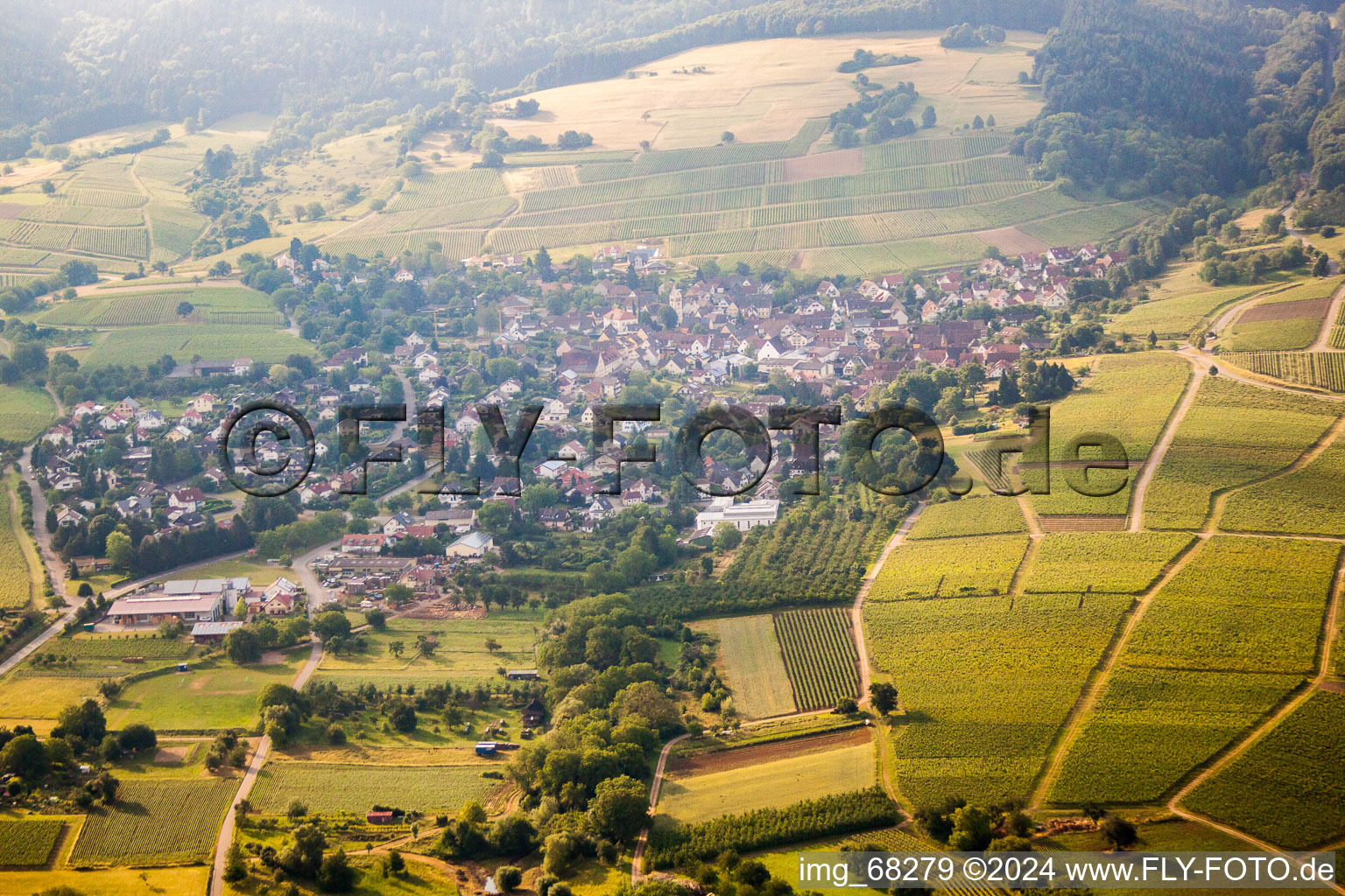 Vue aérienne de Britzingen dans le département Bade-Wurtemberg, Allemagne