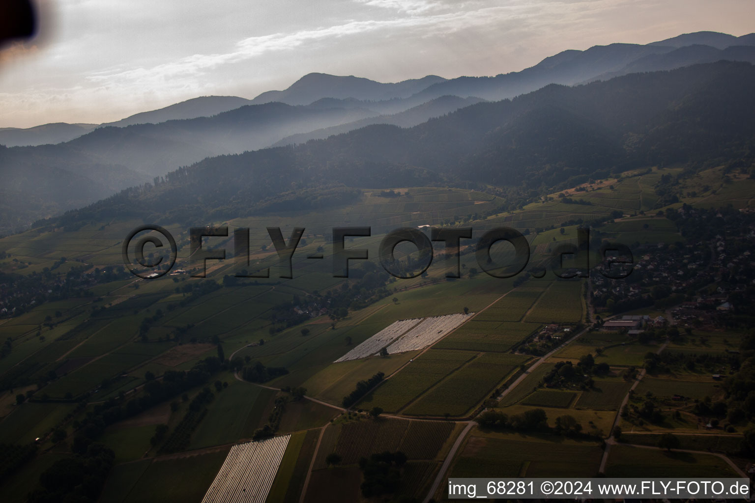 Photographie aérienne de Britzingen dans le département Bade-Wurtemberg, Allemagne