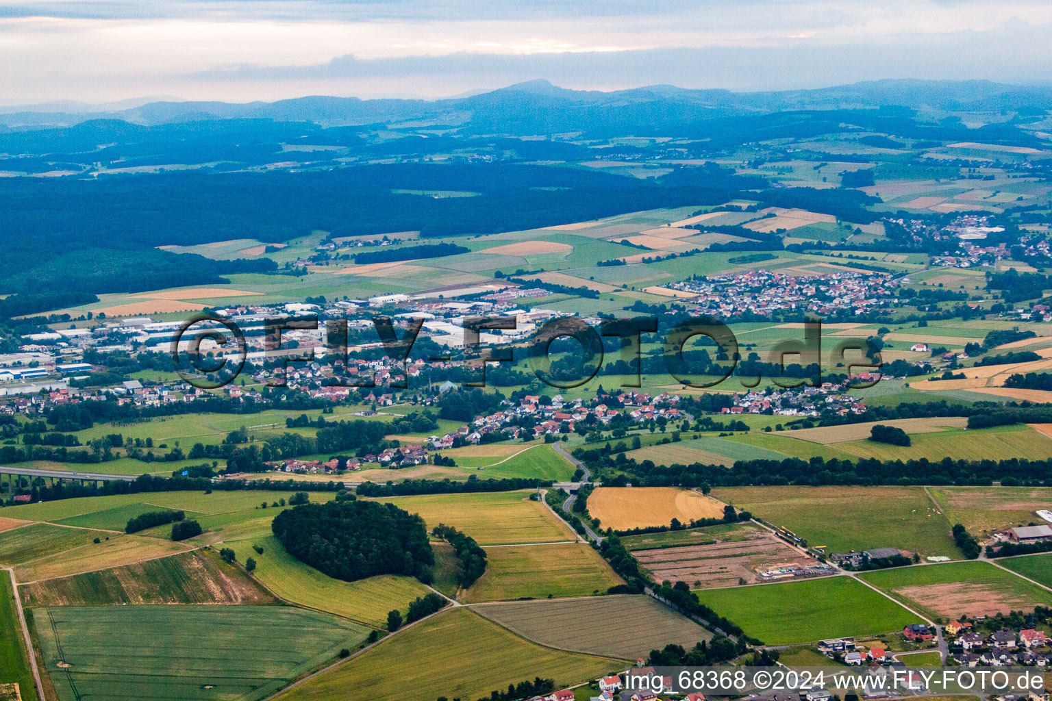 Vue aérienne de Du sud-ouest à le quartier Welkers in Eichenzell dans le département Hesse, Allemagne