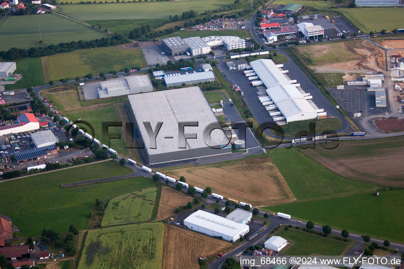 Vue aérienne de Besges, zone industrielle à Fulda dans le département Hesse, Allemagne