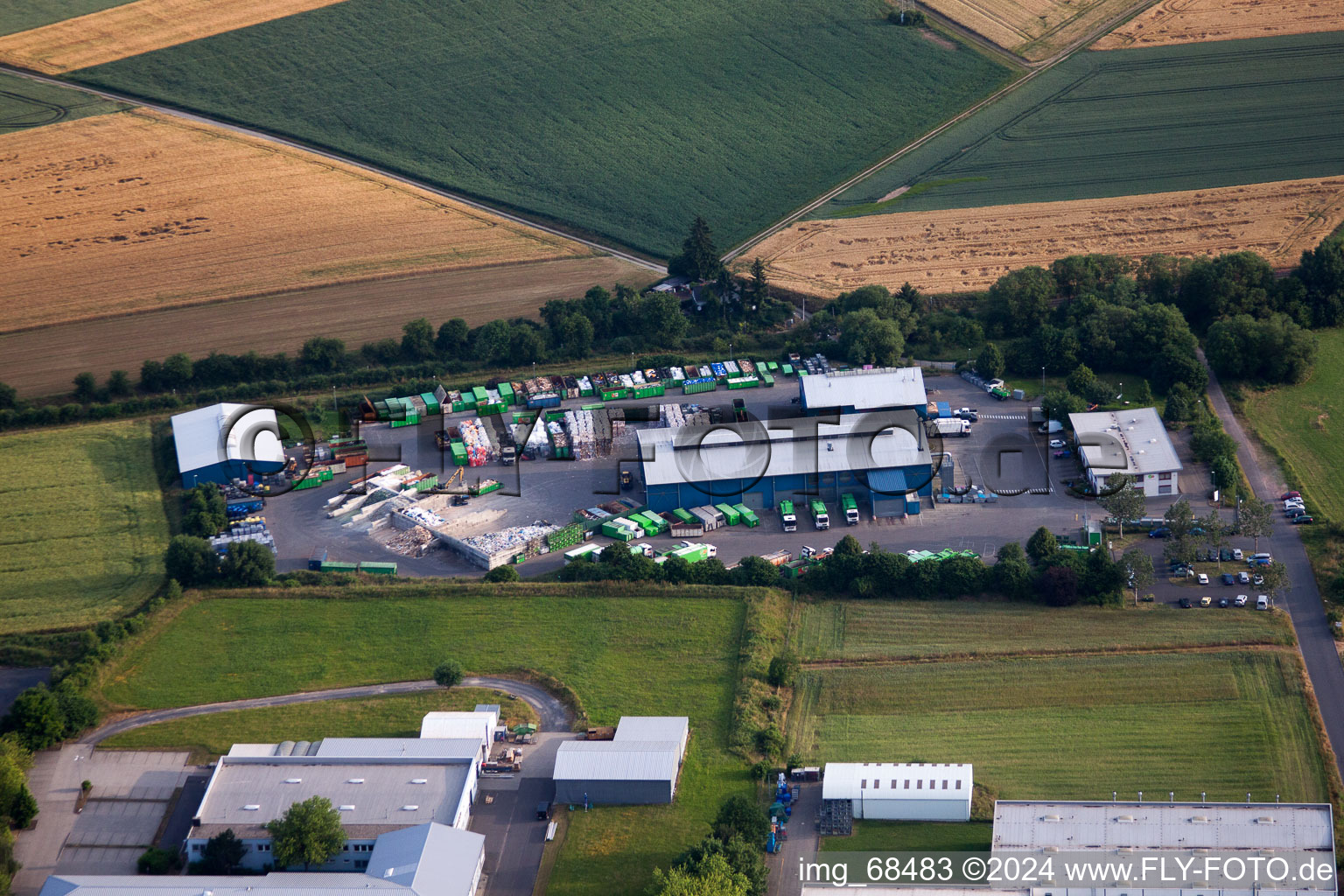 Enregistrement par drone de Besges, zone industrielle à Fulda dans le département Hesse, Allemagne