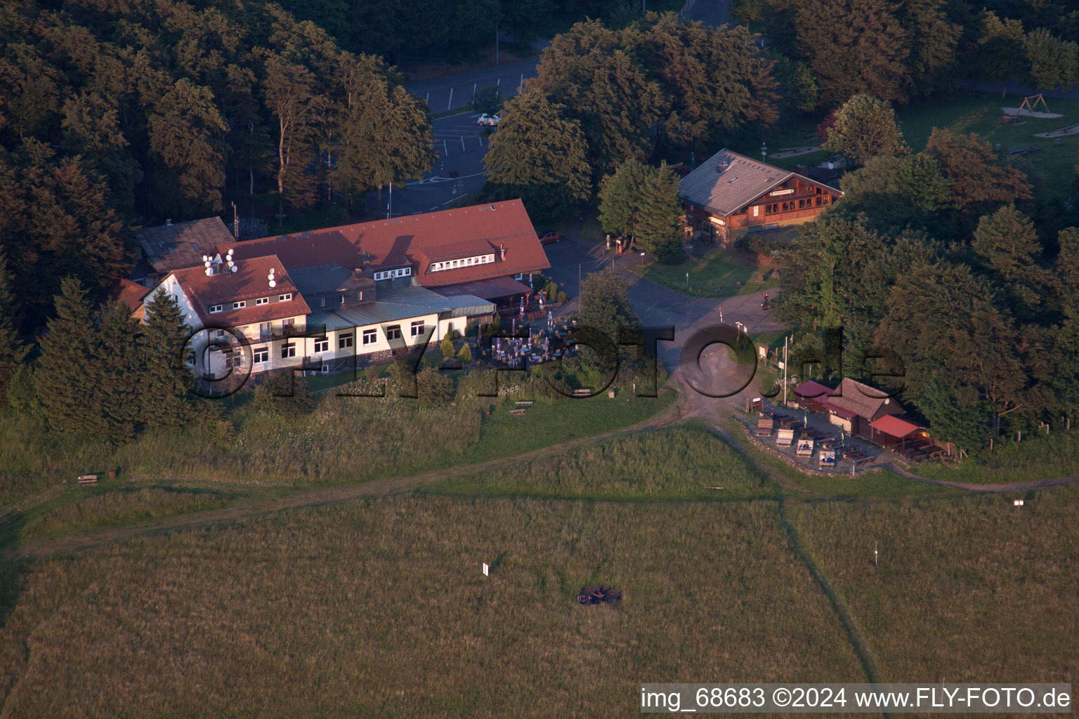 Hoherodskopf dans le département Hesse, Allemagne d'en haut