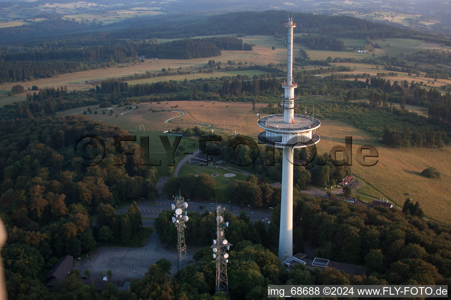 Hoherodskopf dans le département Hesse, Allemagne vue d'en haut