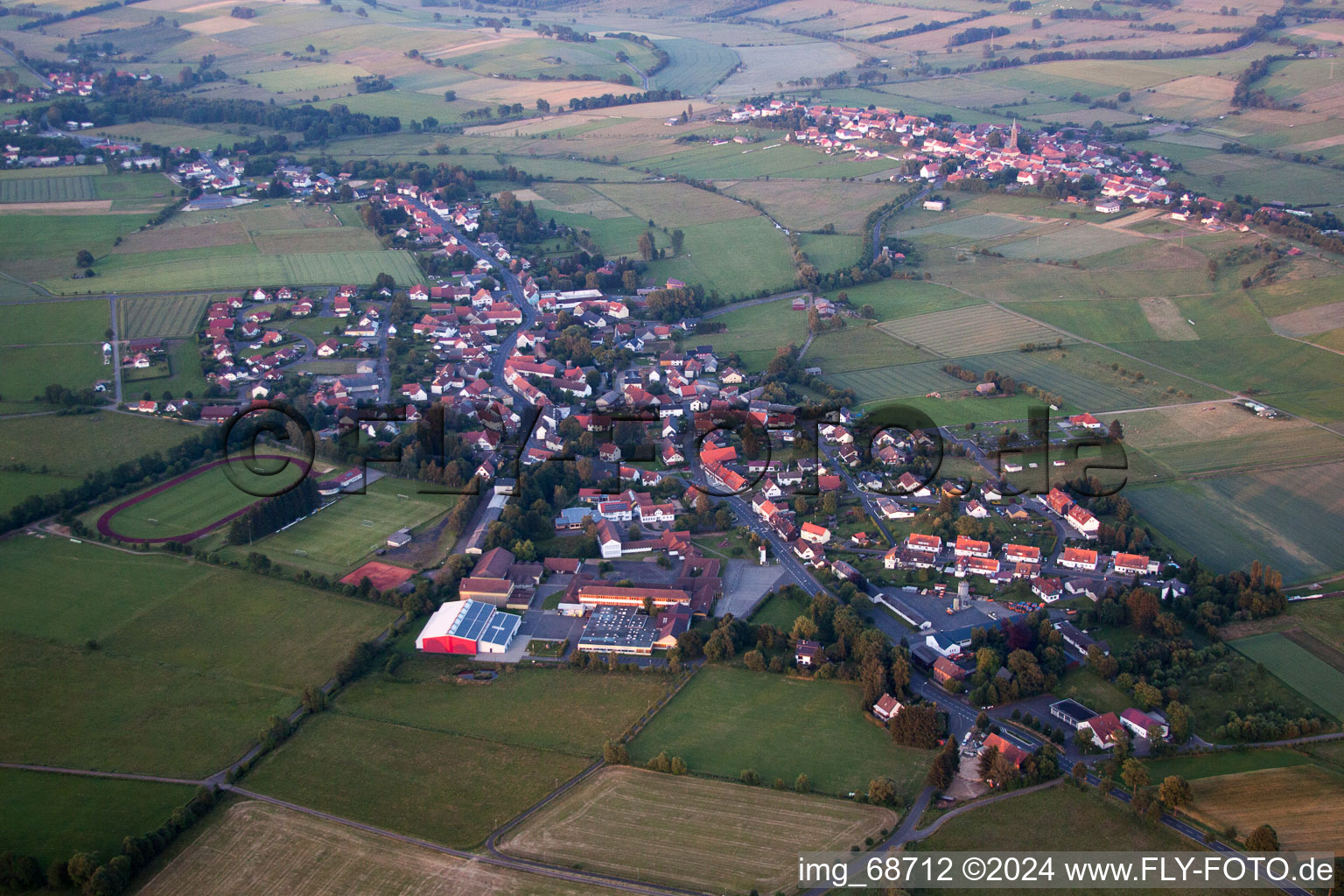 Vue aérienne de Champs agricoles et surfaces utilisables à Grebenhain dans le département Hesse, Allemagne