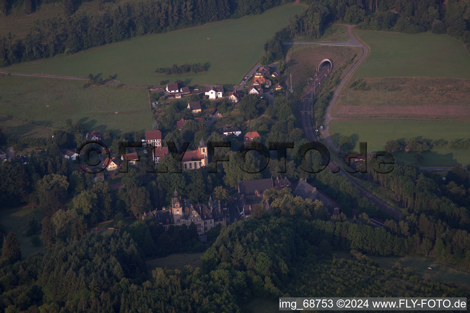 Vue aérienne de Ramholz dans le département Hesse, Allemagne