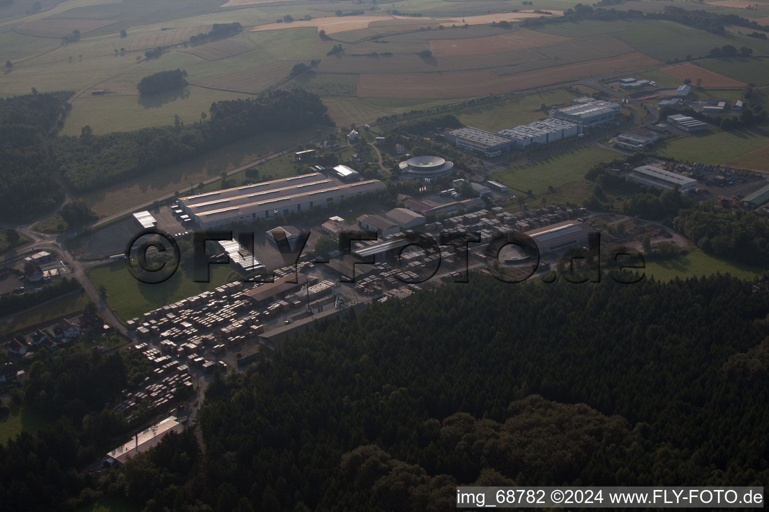 Vue aérienne de Zone industrielle à Buchrasen dans le département Bavière, Allemagne