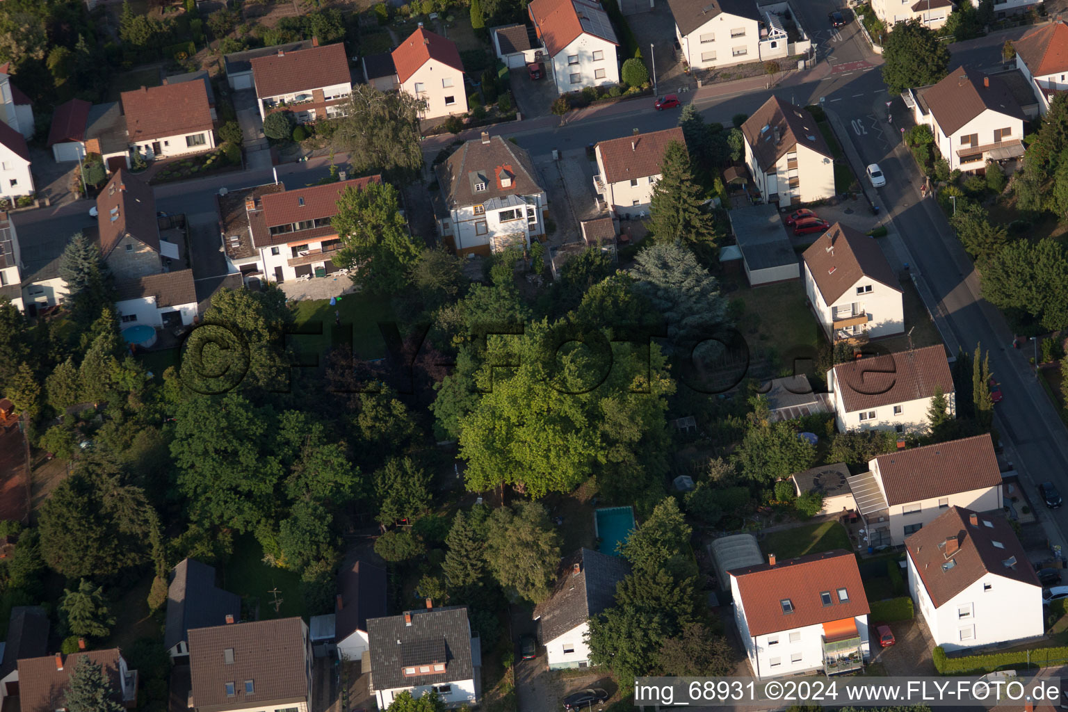 Quartier Dannstadt in Dannstadt-Schauernheim dans le département Rhénanie-Palatinat, Allemagne vue du ciel