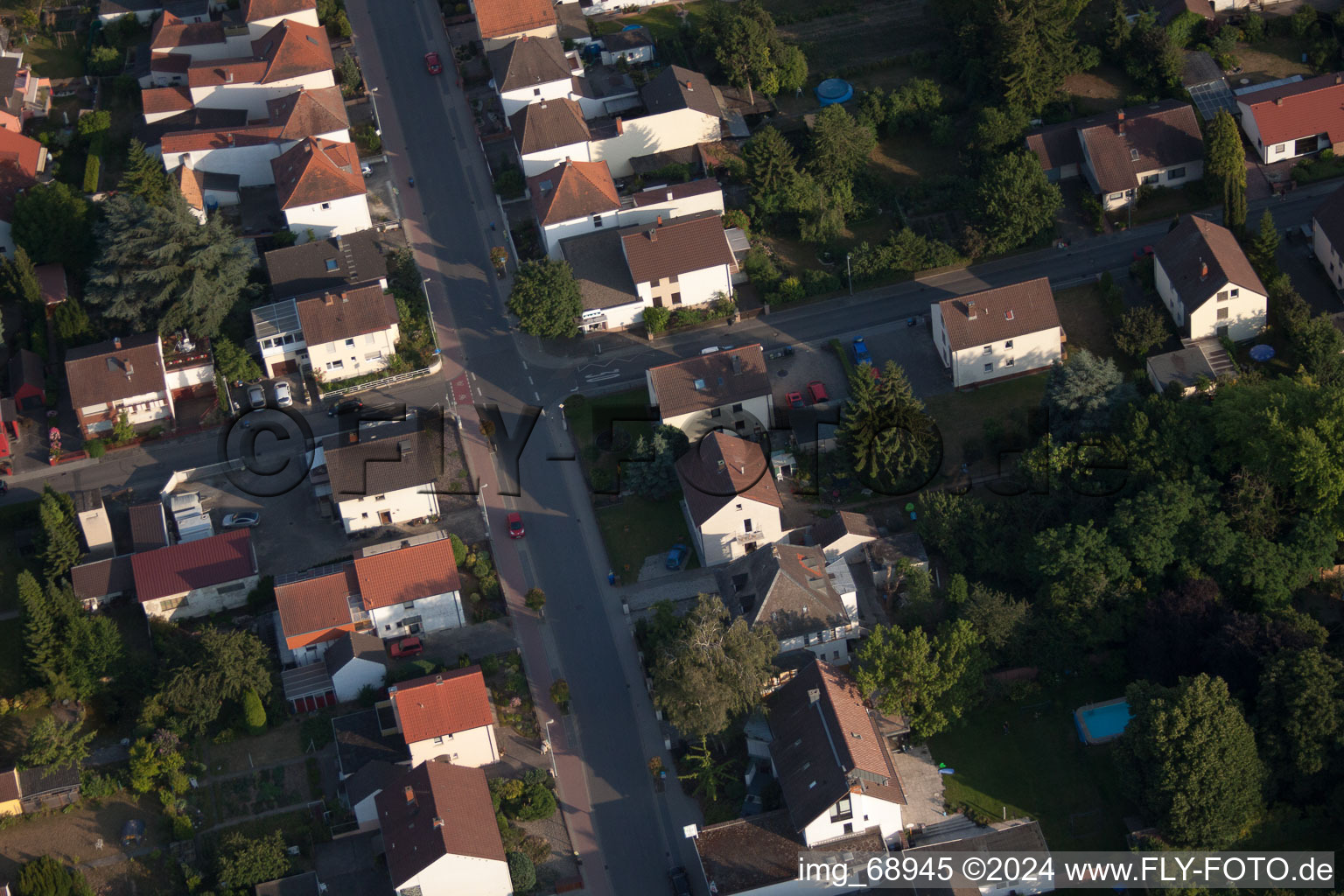 Quartier Dannstadt in Dannstadt-Schauernheim dans le département Rhénanie-Palatinat, Allemagne vue d'en haut