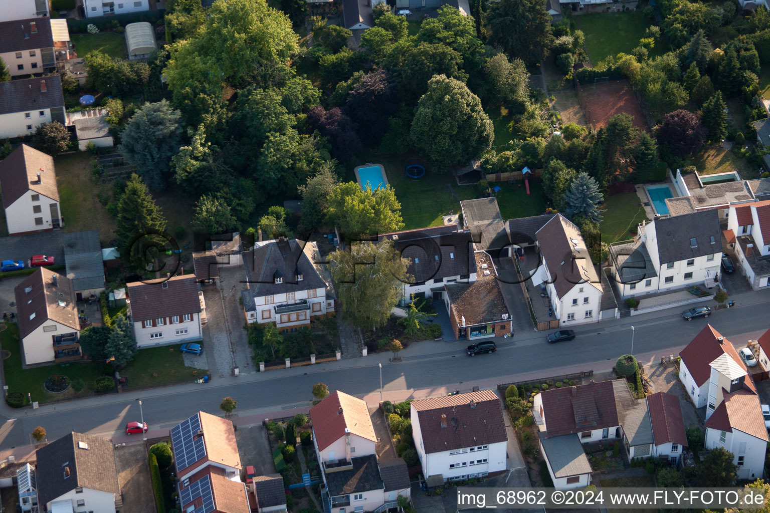 Vue oblique de Quartier Dannstadt in Dannstadt-Schauernheim dans le département Rhénanie-Palatinat, Allemagne