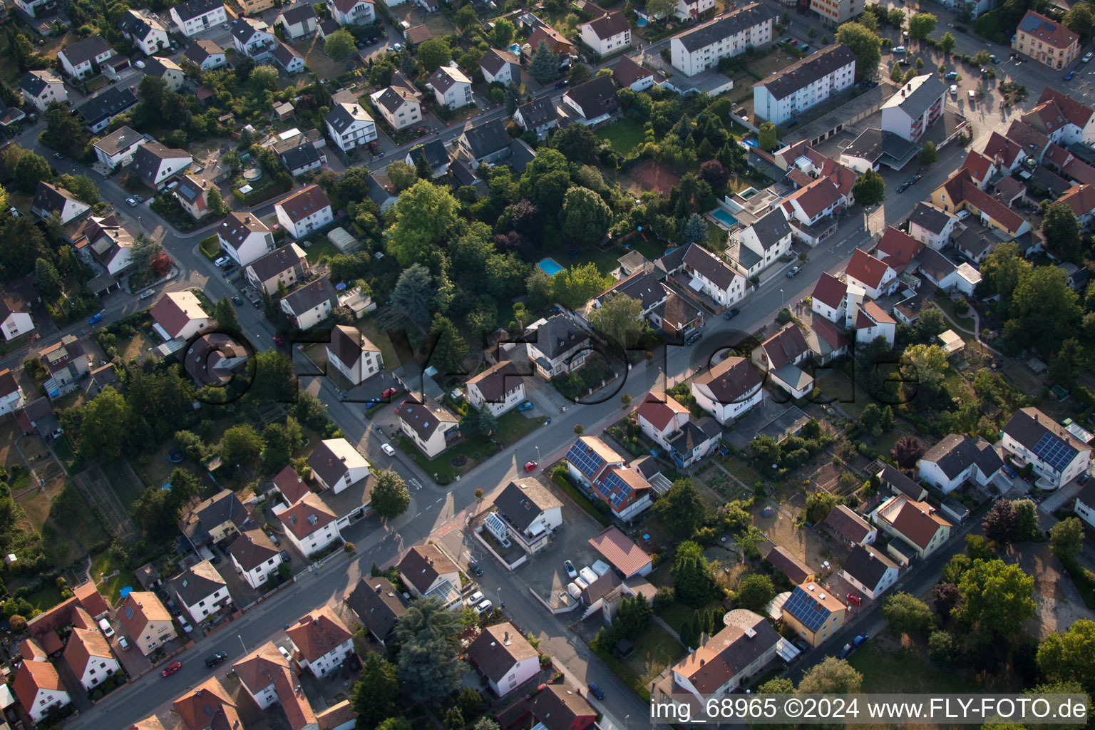 Quartier Dannstadt in Dannstadt-Schauernheim dans le département Rhénanie-Palatinat, Allemagne hors des airs