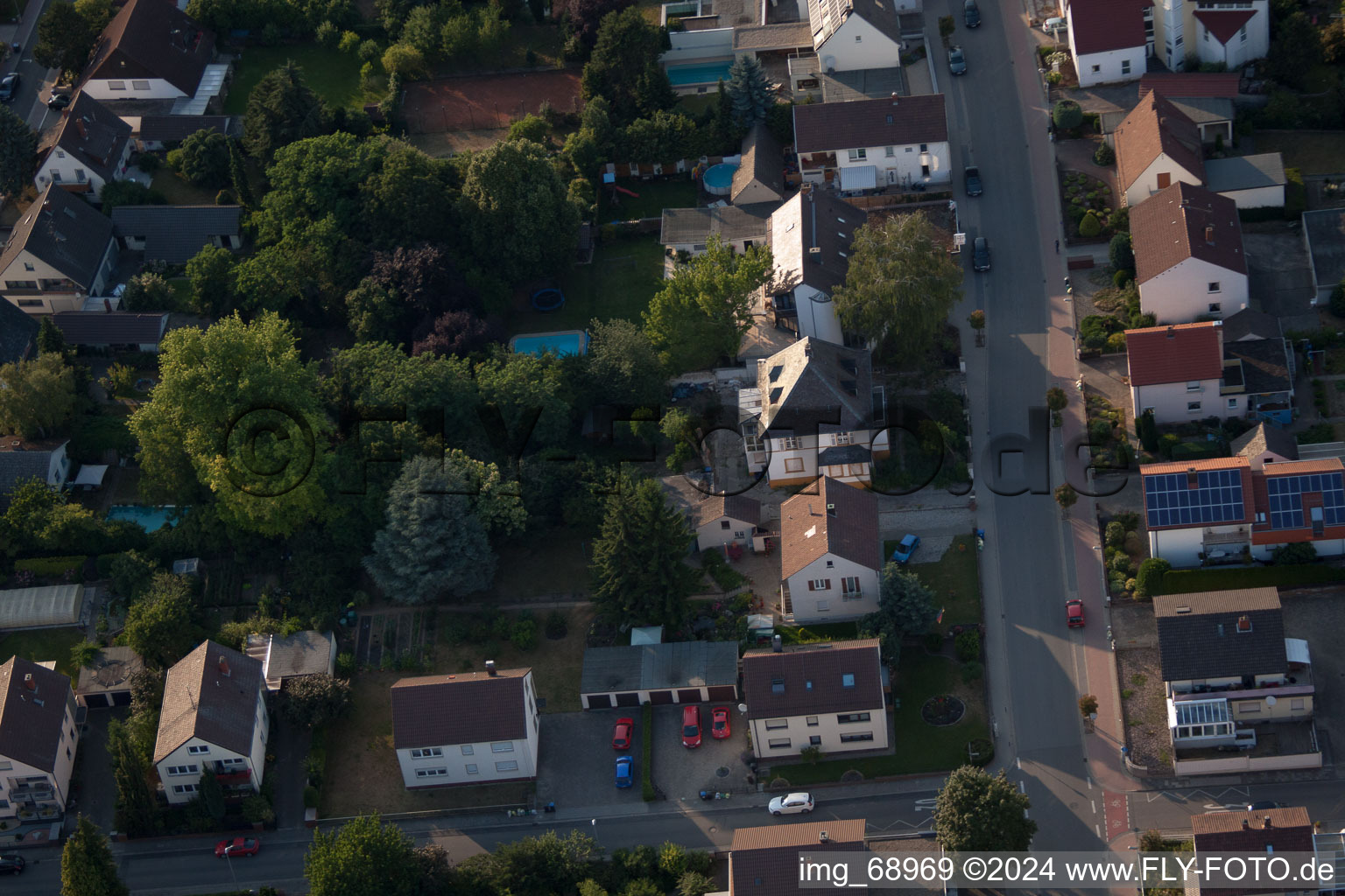 Quartier Dannstadt in Dannstadt-Schauernheim dans le département Rhénanie-Palatinat, Allemagne depuis l'avion