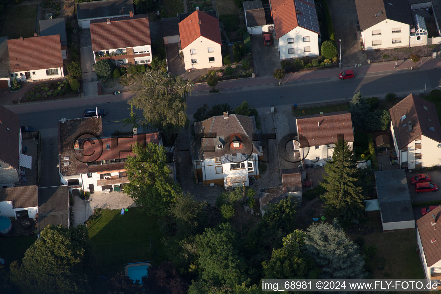 Quartier Dannstadt in Dannstadt-Schauernheim dans le département Rhénanie-Palatinat, Allemagne vue d'en haut