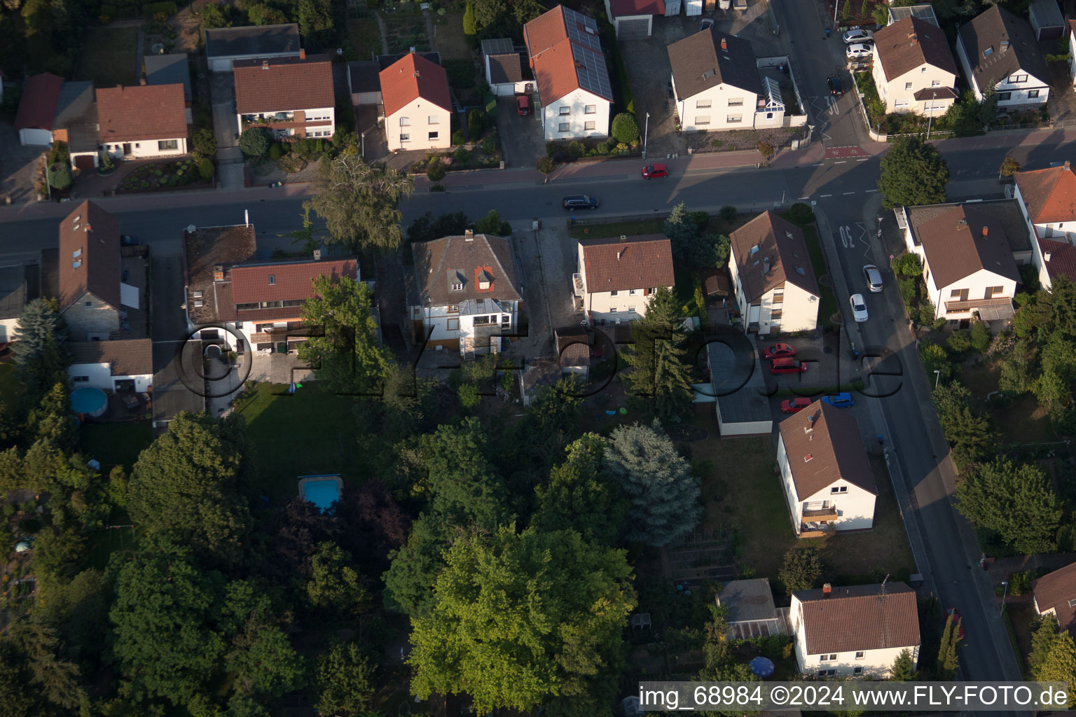 Quartier Dannstadt in Dannstadt-Schauernheim dans le département Rhénanie-Palatinat, Allemagne vue du ciel