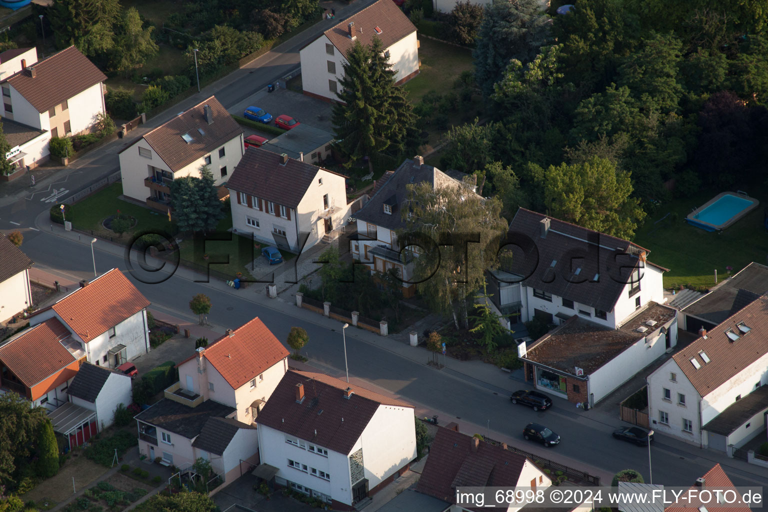 Quartier Dannstadt in Dannstadt-Schauernheim dans le département Rhénanie-Palatinat, Allemagne d'en haut