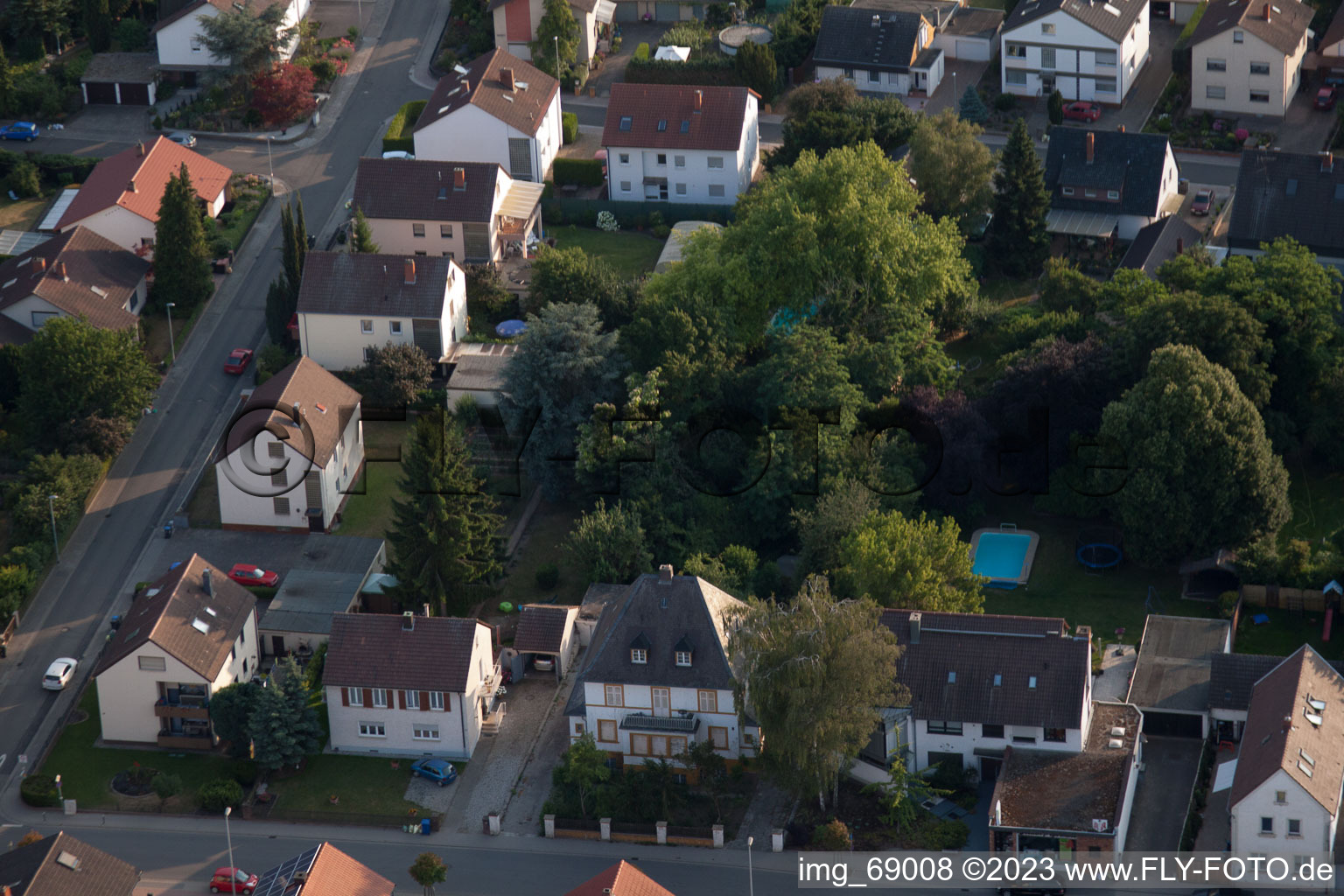 Quartier Dannstadt in Dannstadt-Schauernheim dans le département Rhénanie-Palatinat, Allemagne depuis l'avion