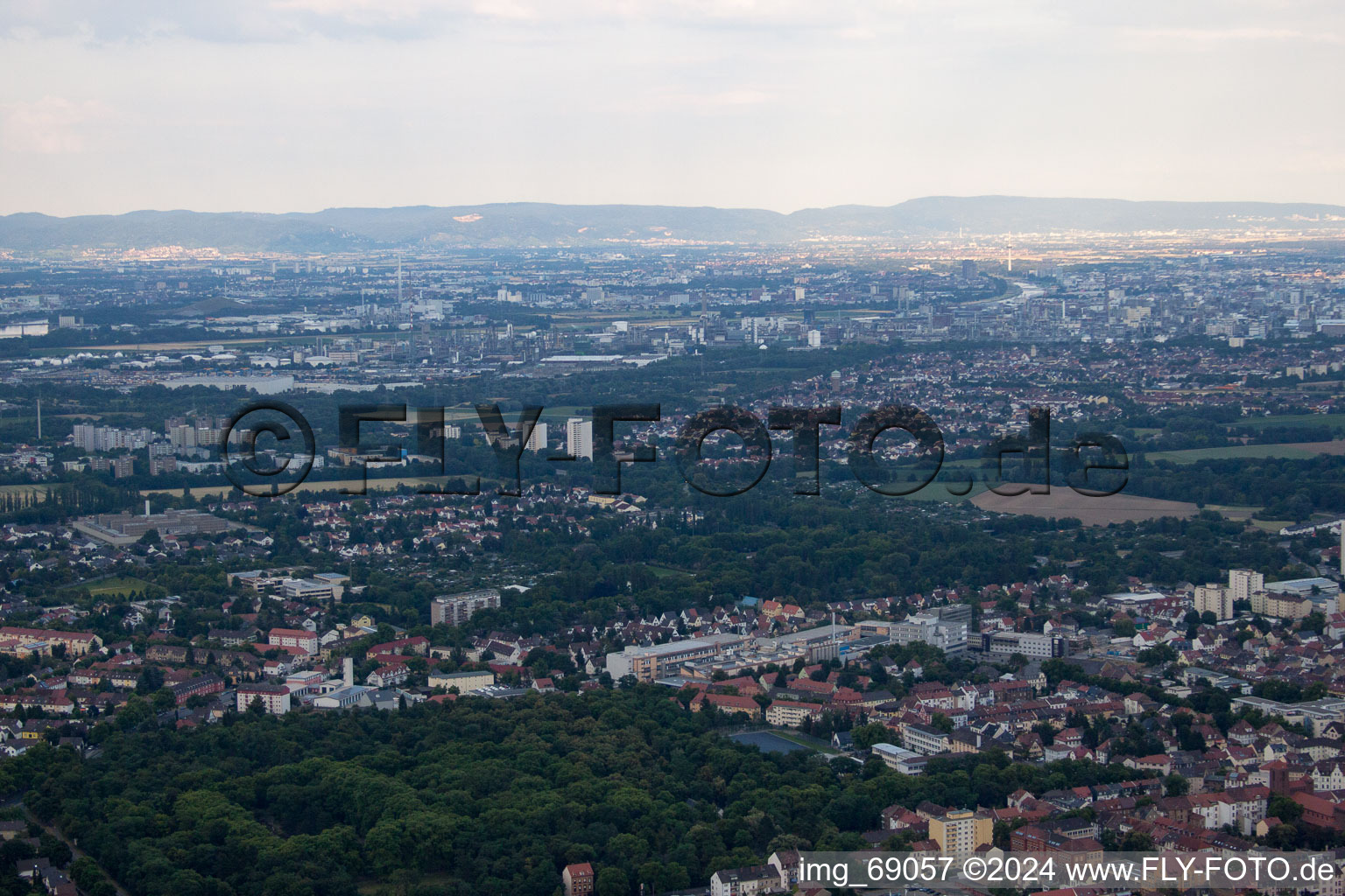 Frankenthal dans le département Rhénanie-Palatinat, Allemagne du point de vue du drone