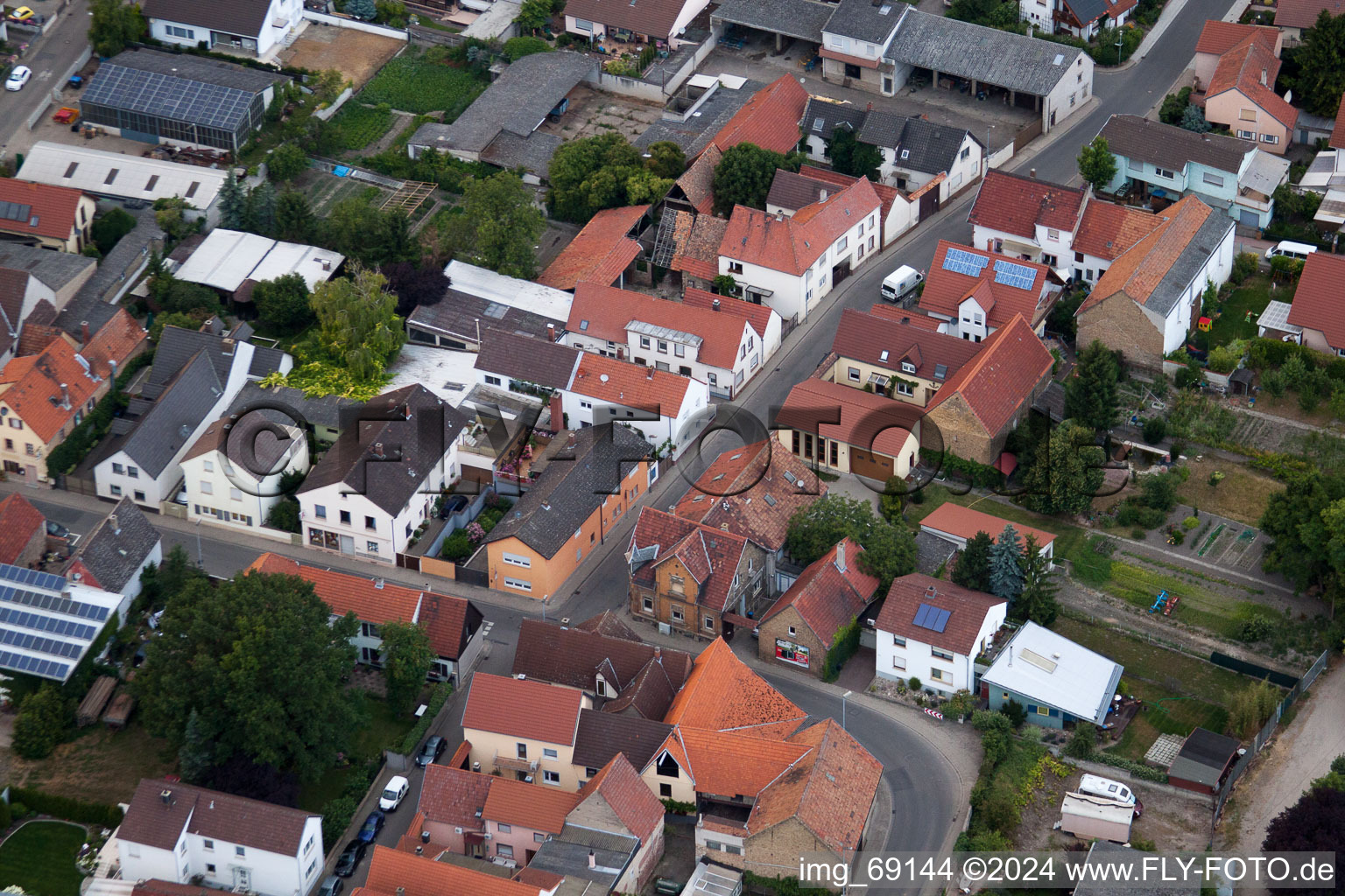 Vue d'oiseau de Quartier Bobenheim in Bobenheim-Roxheim dans le département Rhénanie-Palatinat, Allemagne