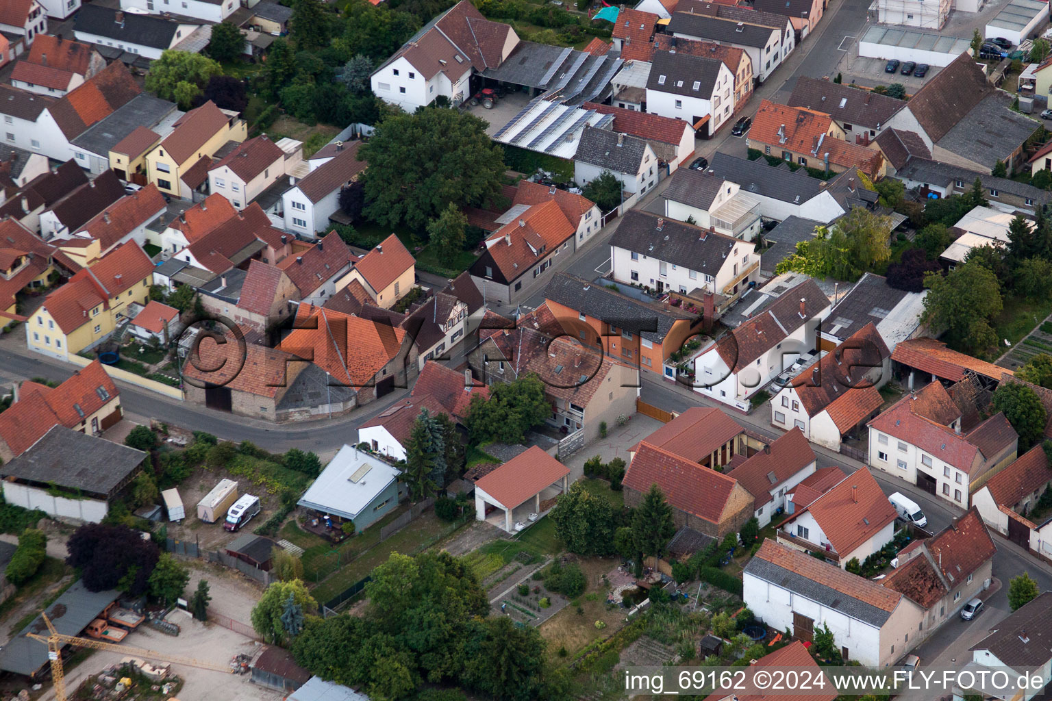 Quartier Bobenheim in Bobenheim-Roxheim dans le département Rhénanie-Palatinat, Allemagne vu d'un drone