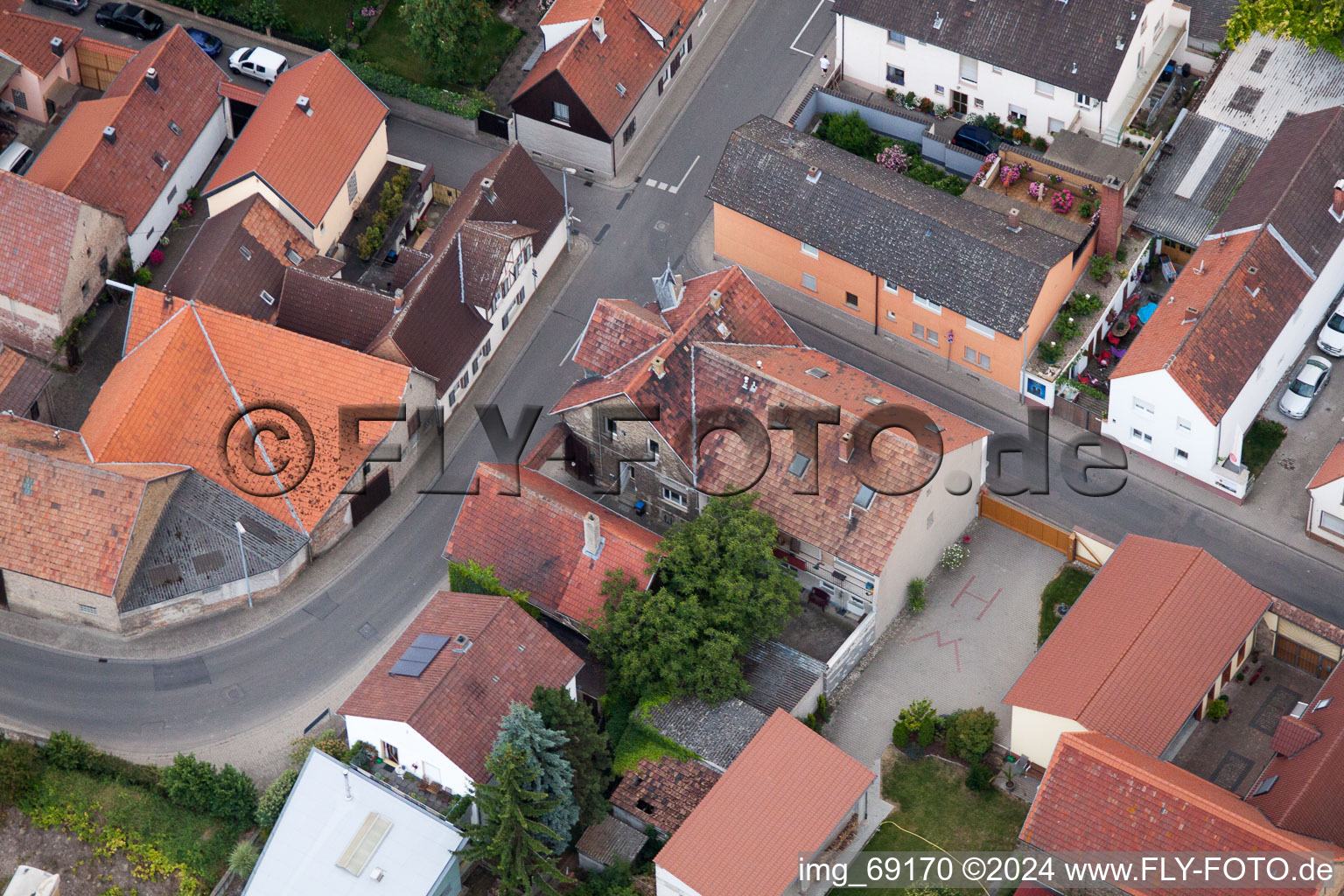 Quartier Bobenheim in Bobenheim-Roxheim dans le département Rhénanie-Palatinat, Allemagne hors des airs