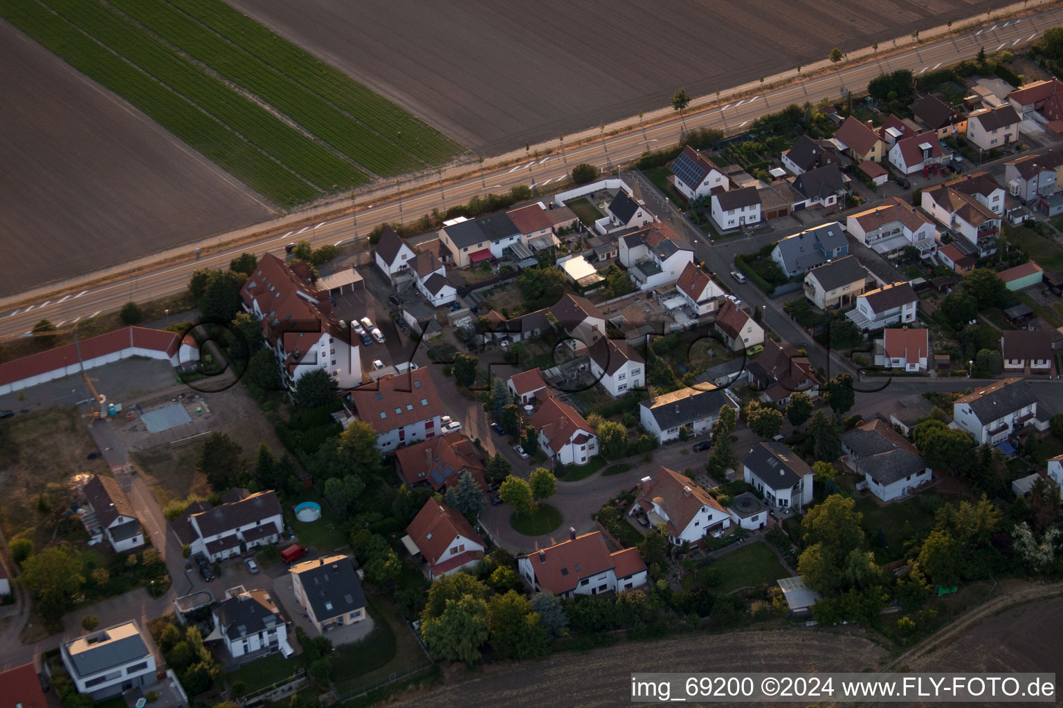 Quartier Roxheim in Bobenheim-Roxheim dans le département Rhénanie-Palatinat, Allemagne vu d'un drone