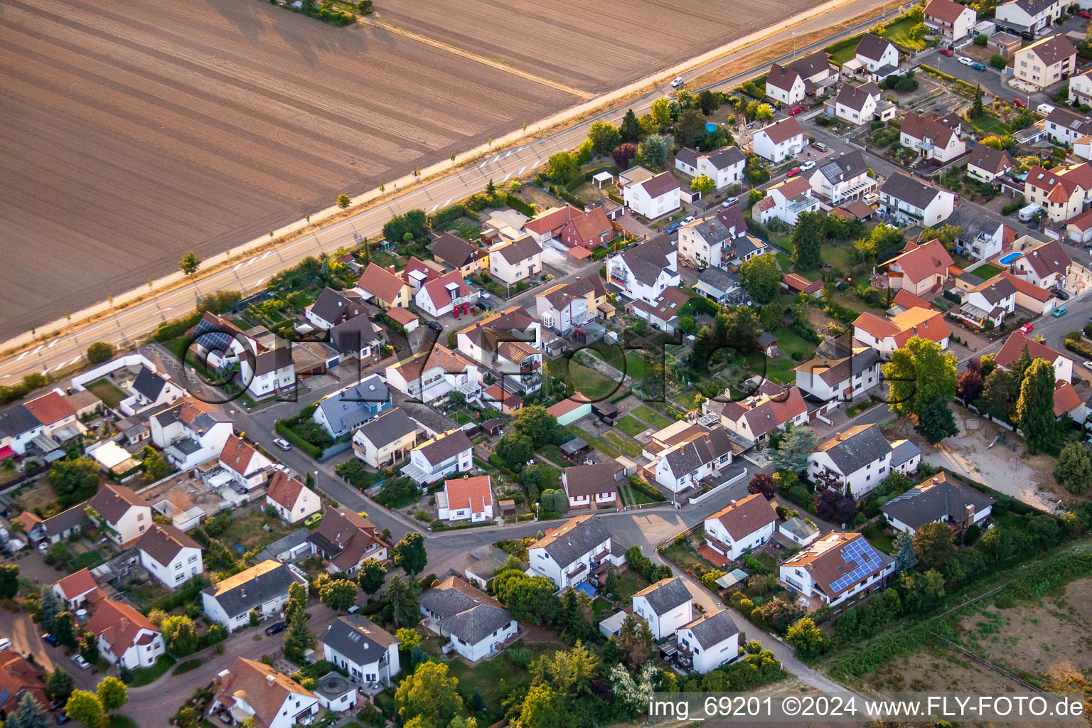 Vue aérienne de Quartier Roxheim in Bobenheim-Roxheim dans le département Rhénanie-Palatinat, Allemagne