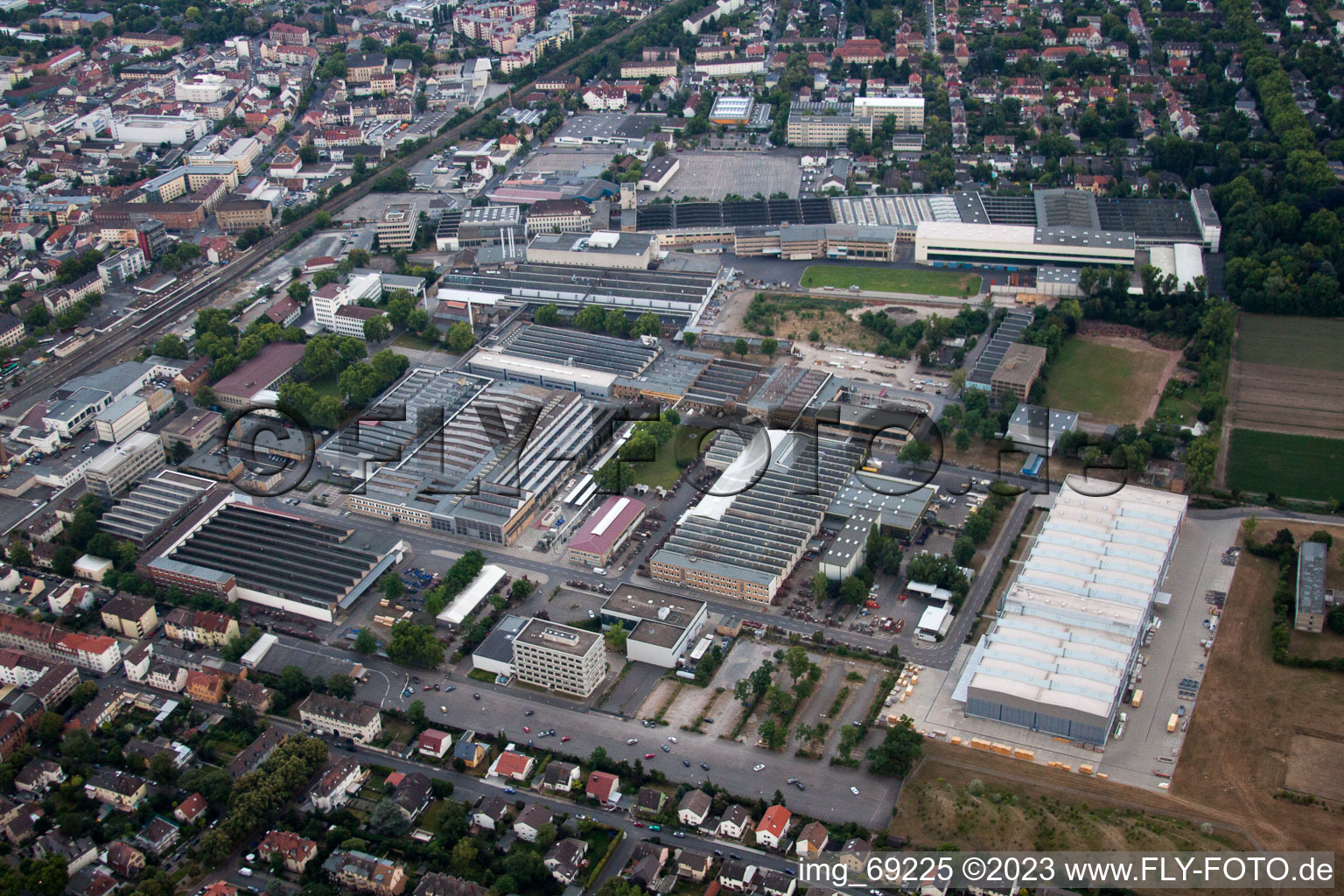 Photographie aérienne de KSB SE à Frankenthal dans le département Rhénanie-Palatinat, Allemagne