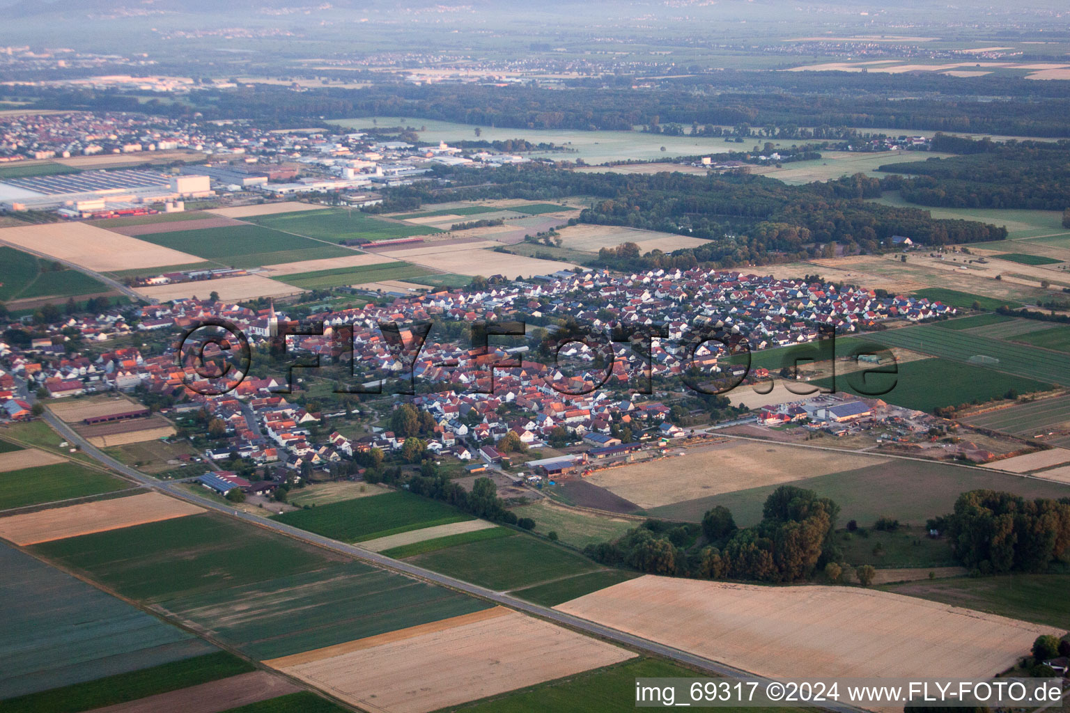 Photographie aérienne de Quartier Ottersheim in Ottersheim bei Landau dans le département Rhénanie-Palatinat, Allemagne