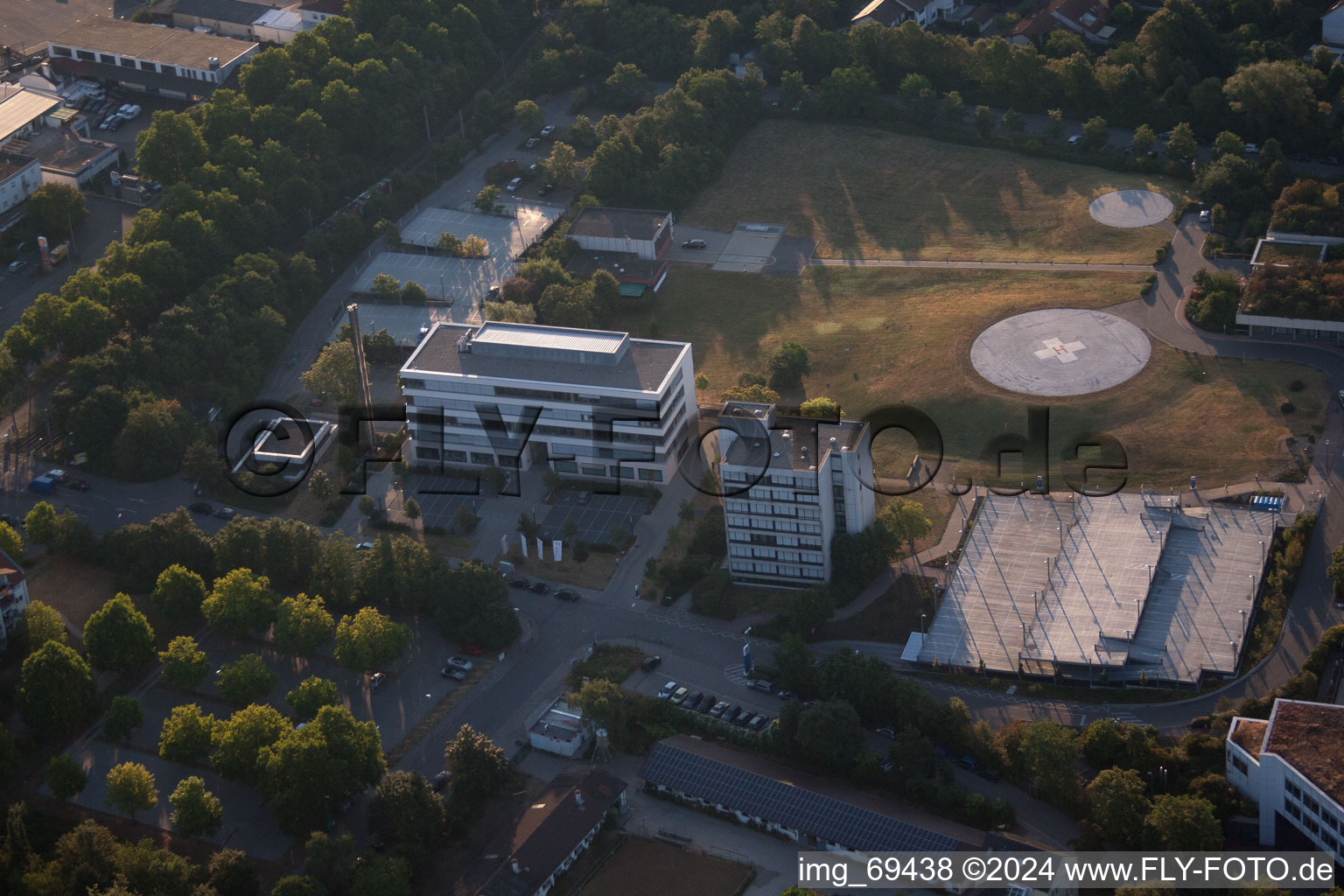 Enregistrement par drone de Quartier Oggersheim in Ludwigshafen am Rhein dans le département Rhénanie-Palatinat, Allemagne