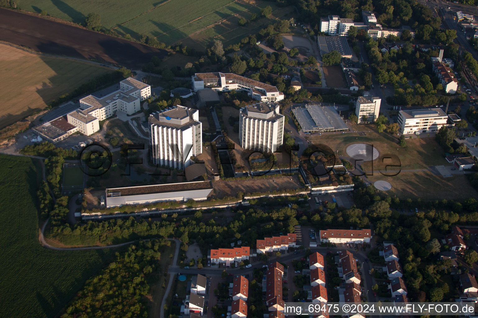 Clinique BG à le quartier Oggersheim in Ludwigshafen am Rhein dans le département Rhénanie-Palatinat, Allemagne vue d'en haut